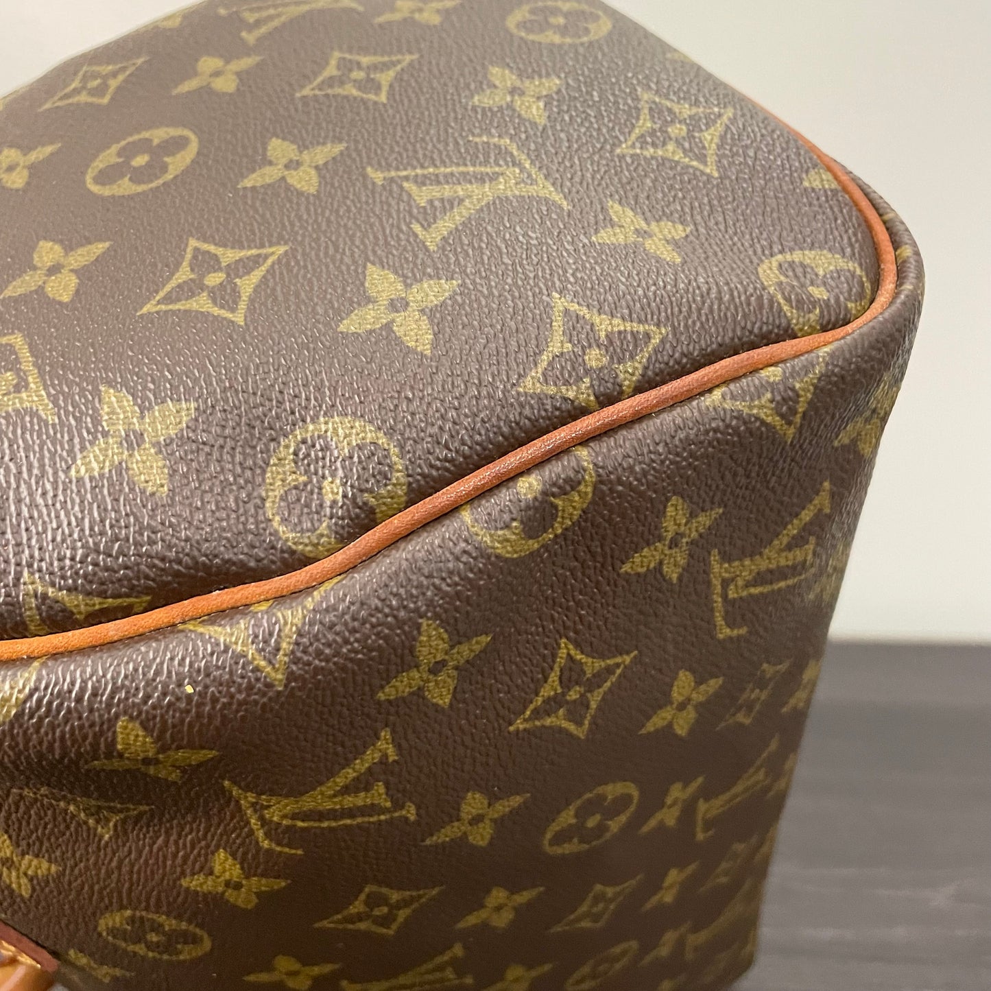 SOLD! Louis Vuitton Monogram Speedy 30