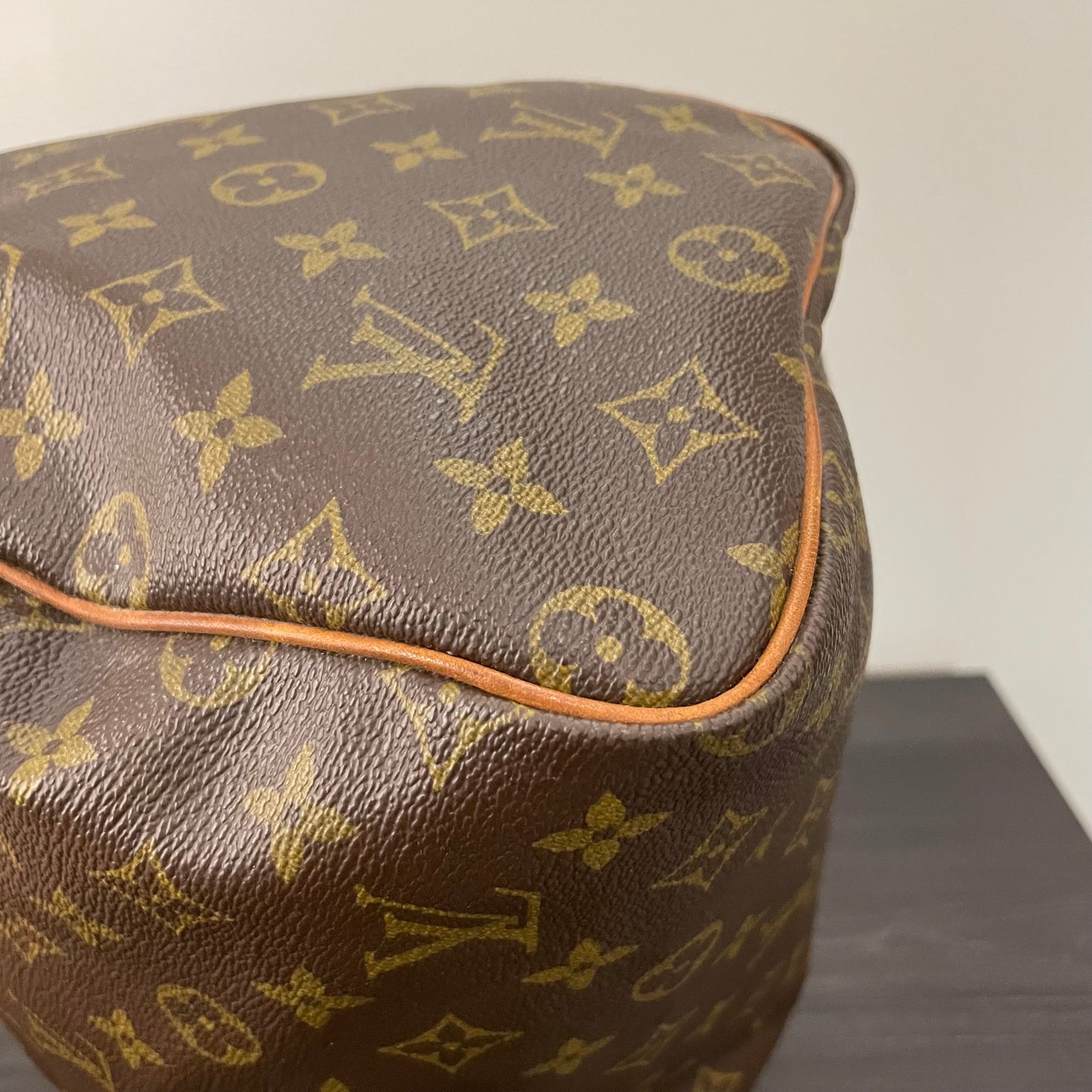 SOLD! Louis Vuitton Monogram Speedy 30
