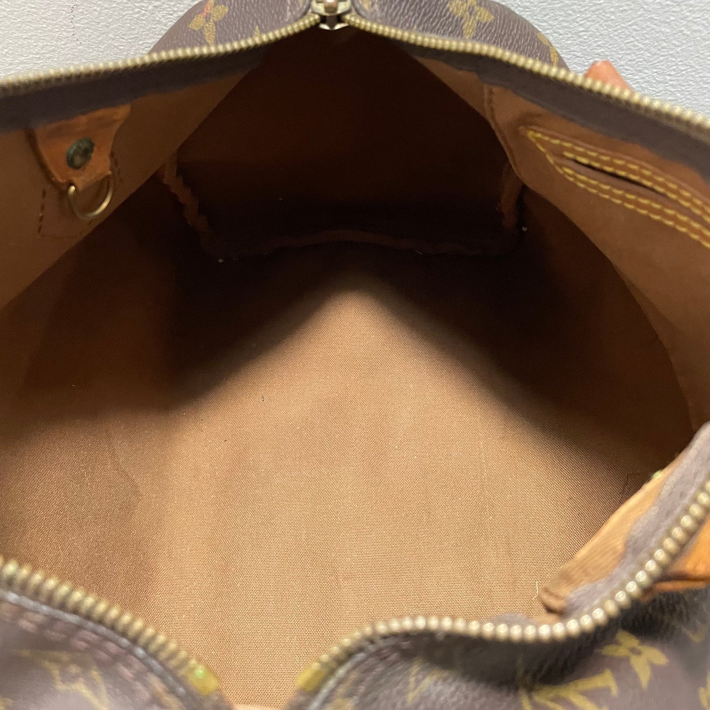 SOLD! Louis Vuitton Monogram Speedy 30