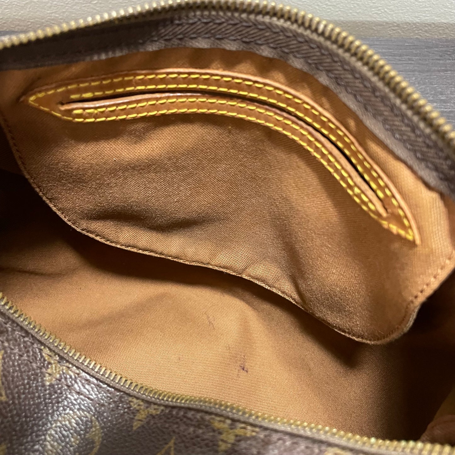 SOLD! Louis Vuitton Monogram Speedy 30