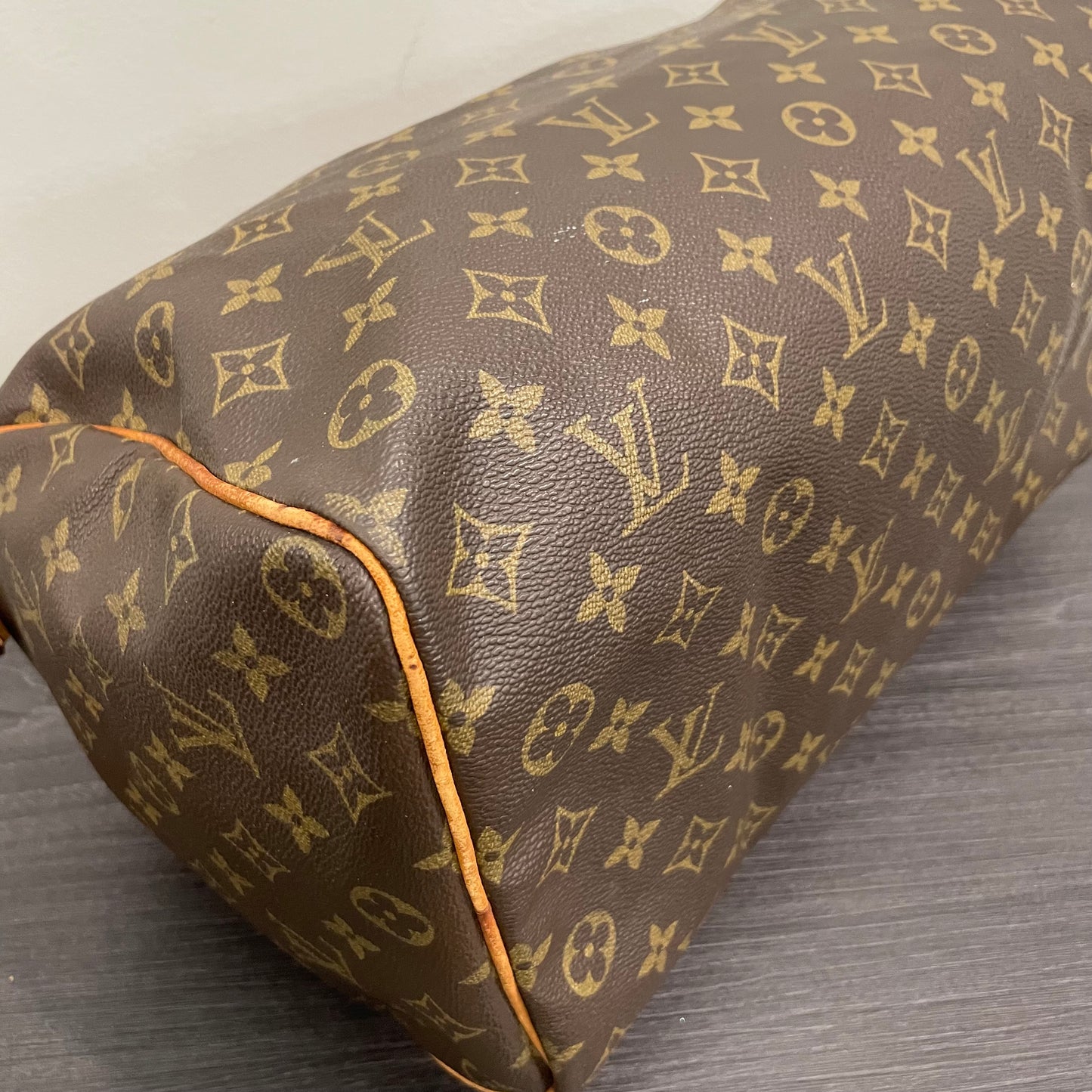 SOLD! Louis Vuitton Monogram Speedy 35