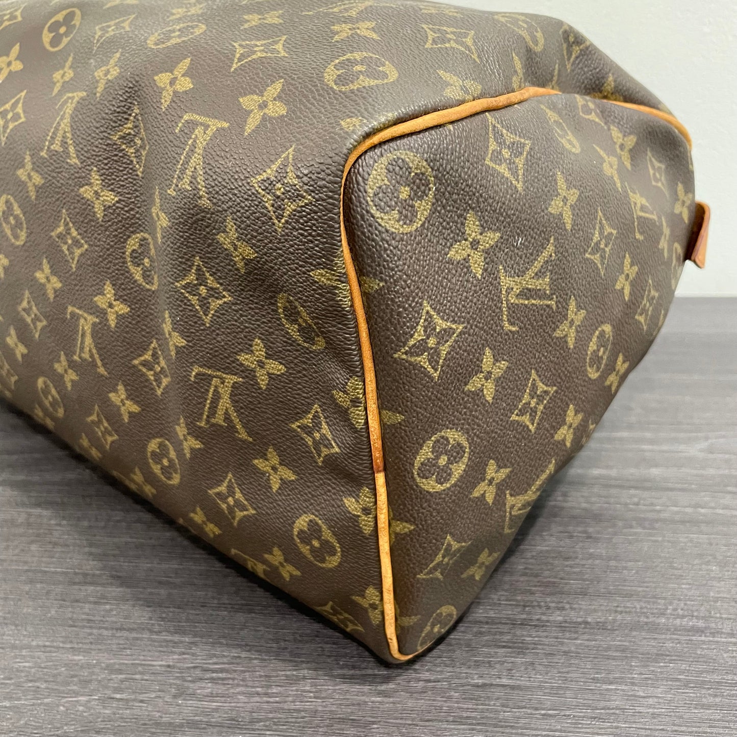 SOLD! Louis Vuitton Monogram Speedy 35