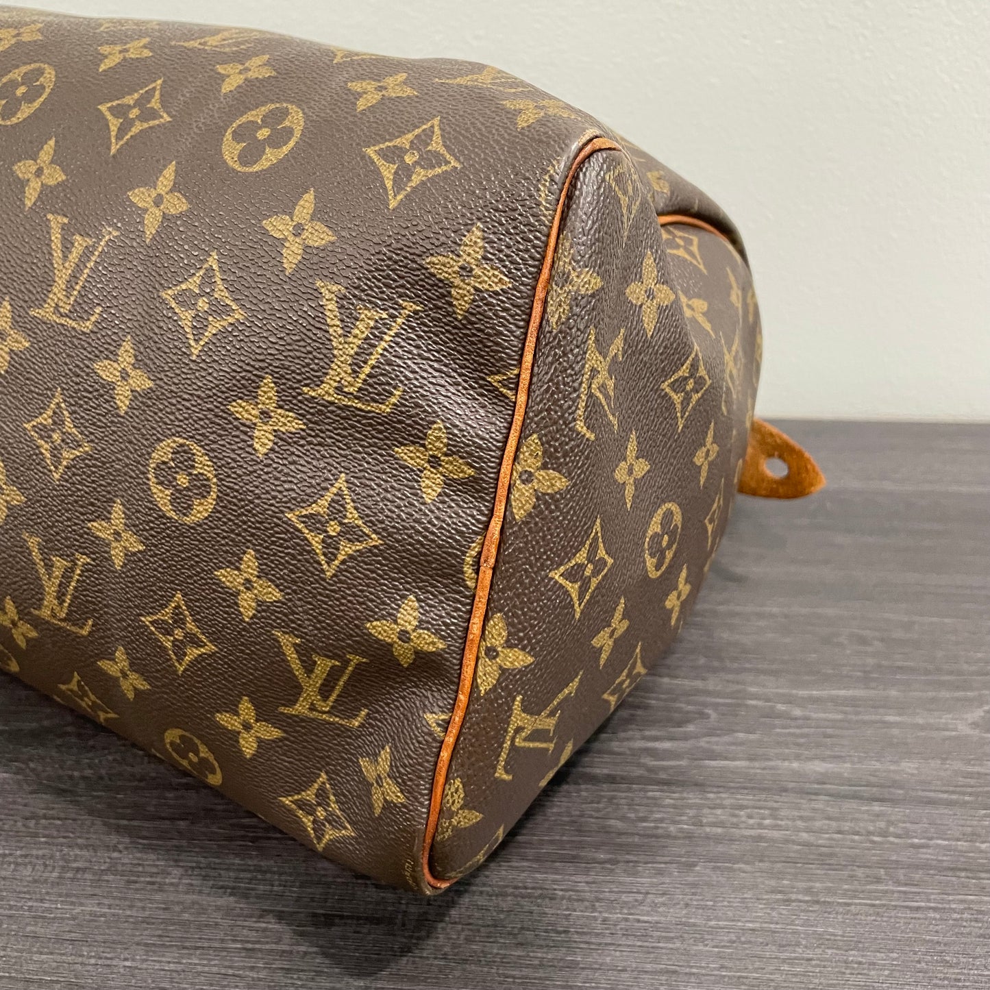 SOLD! Louis Vuitton Monogram Speedy 30