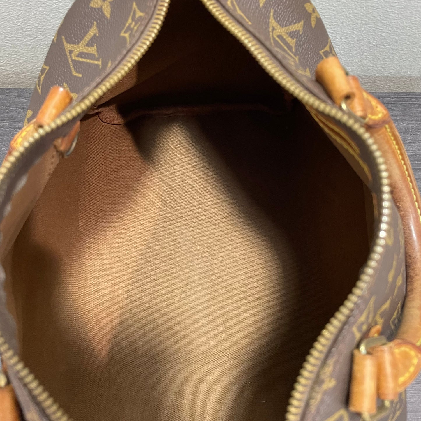 SOLD! Louis Vuitton Monogram Speedy 30