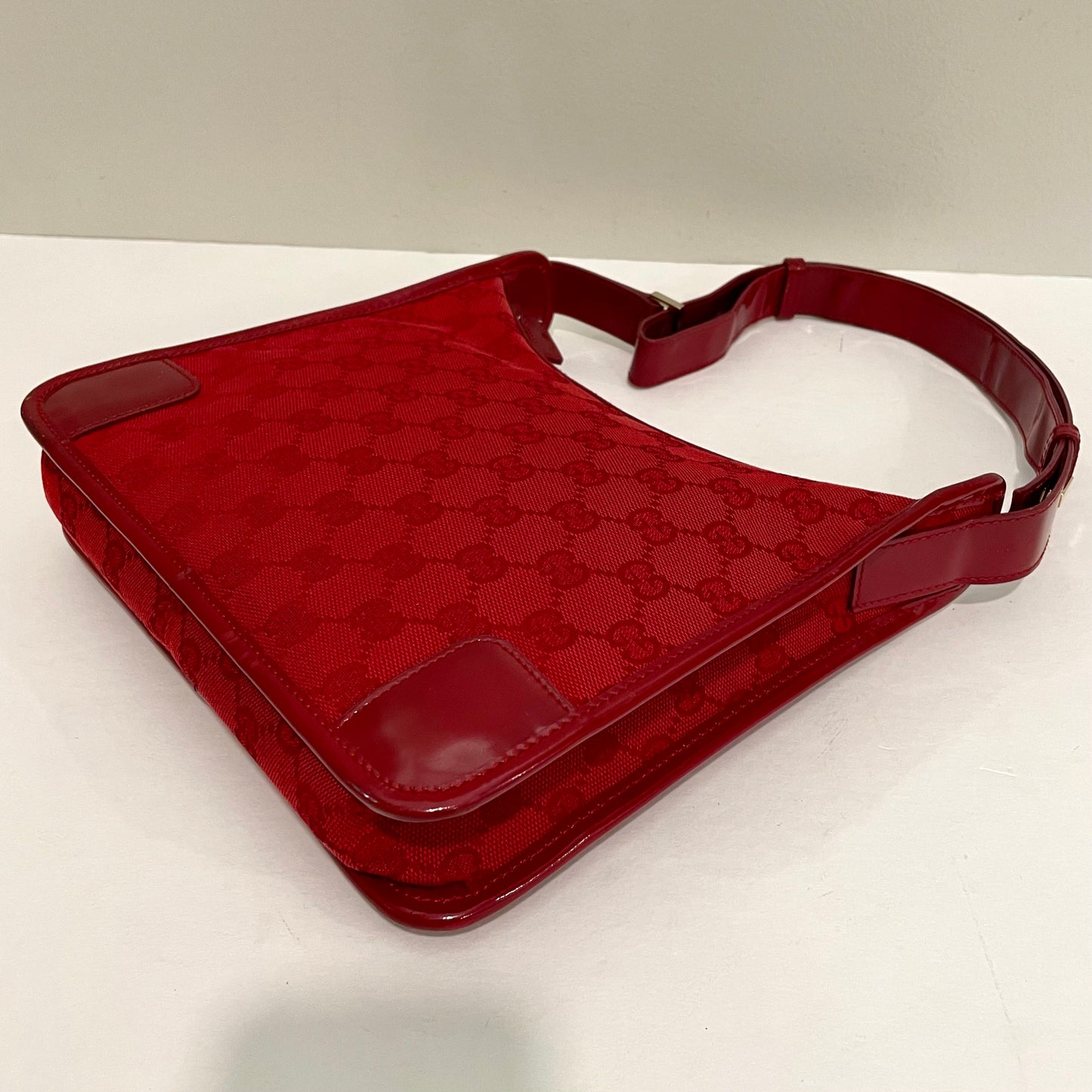 SOLD! Gucci Red GG Shoulder Bag