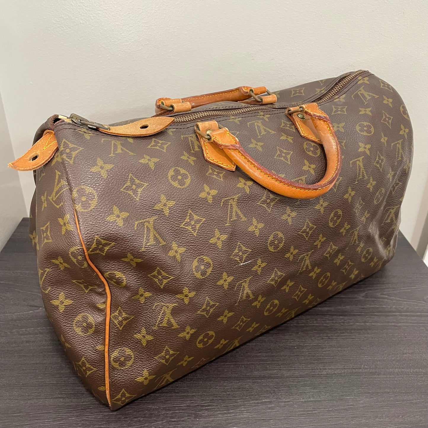 Louis Vuitton Monogram Speedy 40