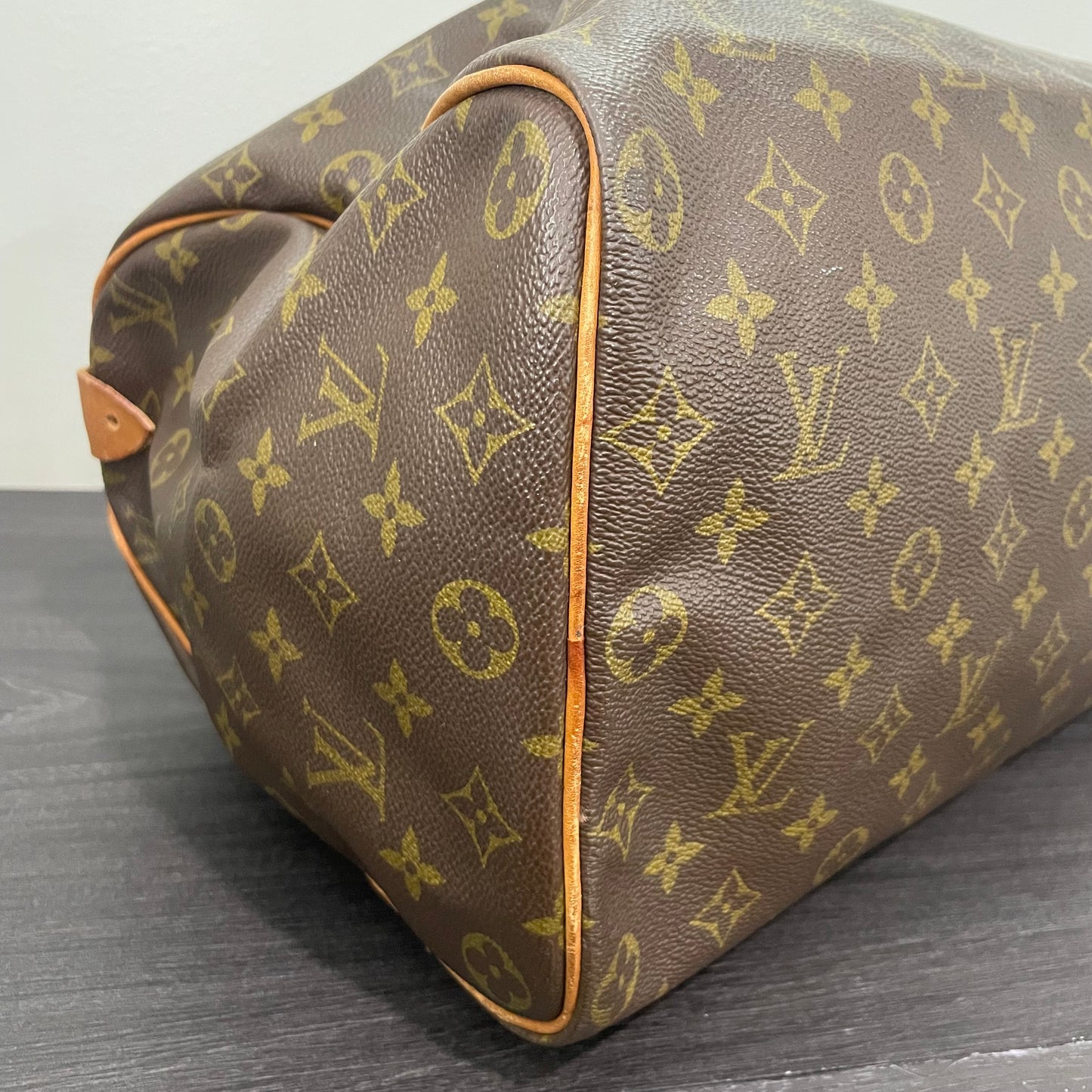 Louis Vuitton Monogram Speedy 40