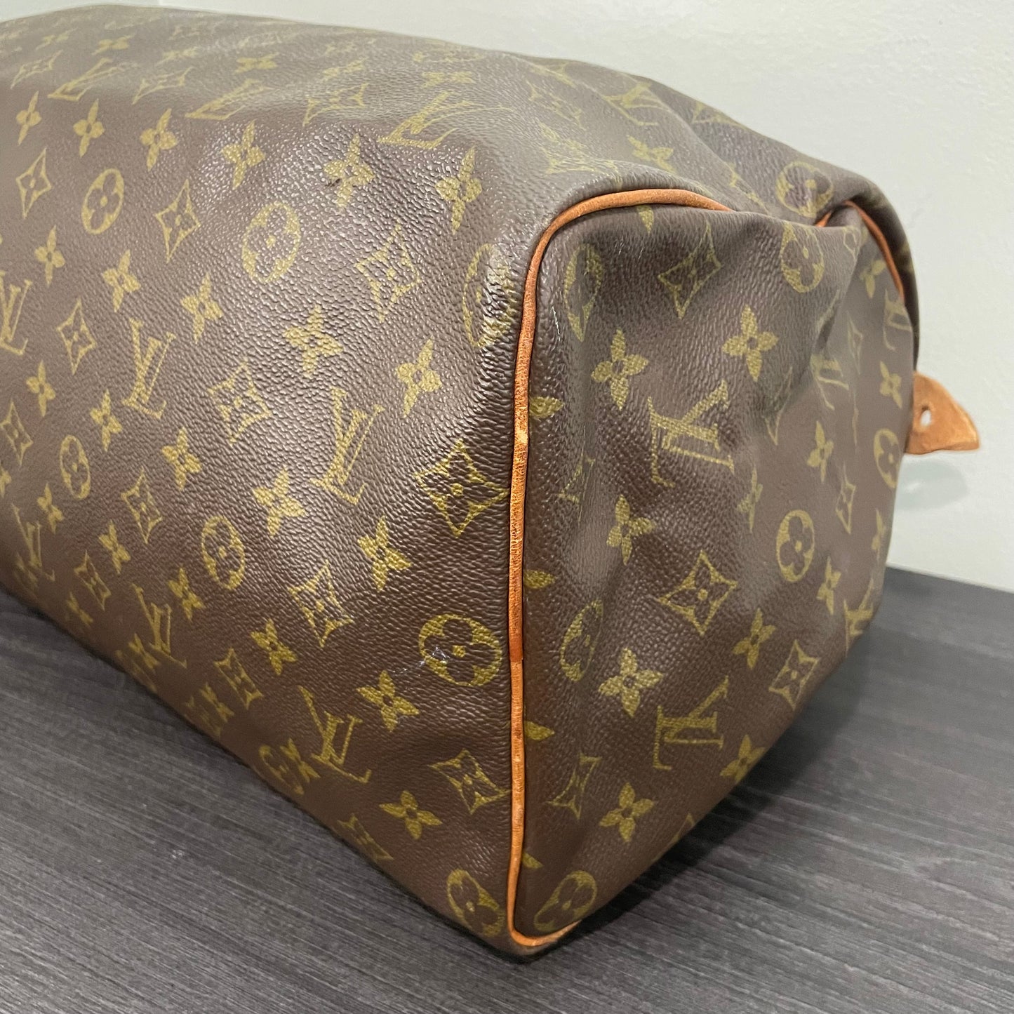 Louis Vuitton Monogram Speedy 40