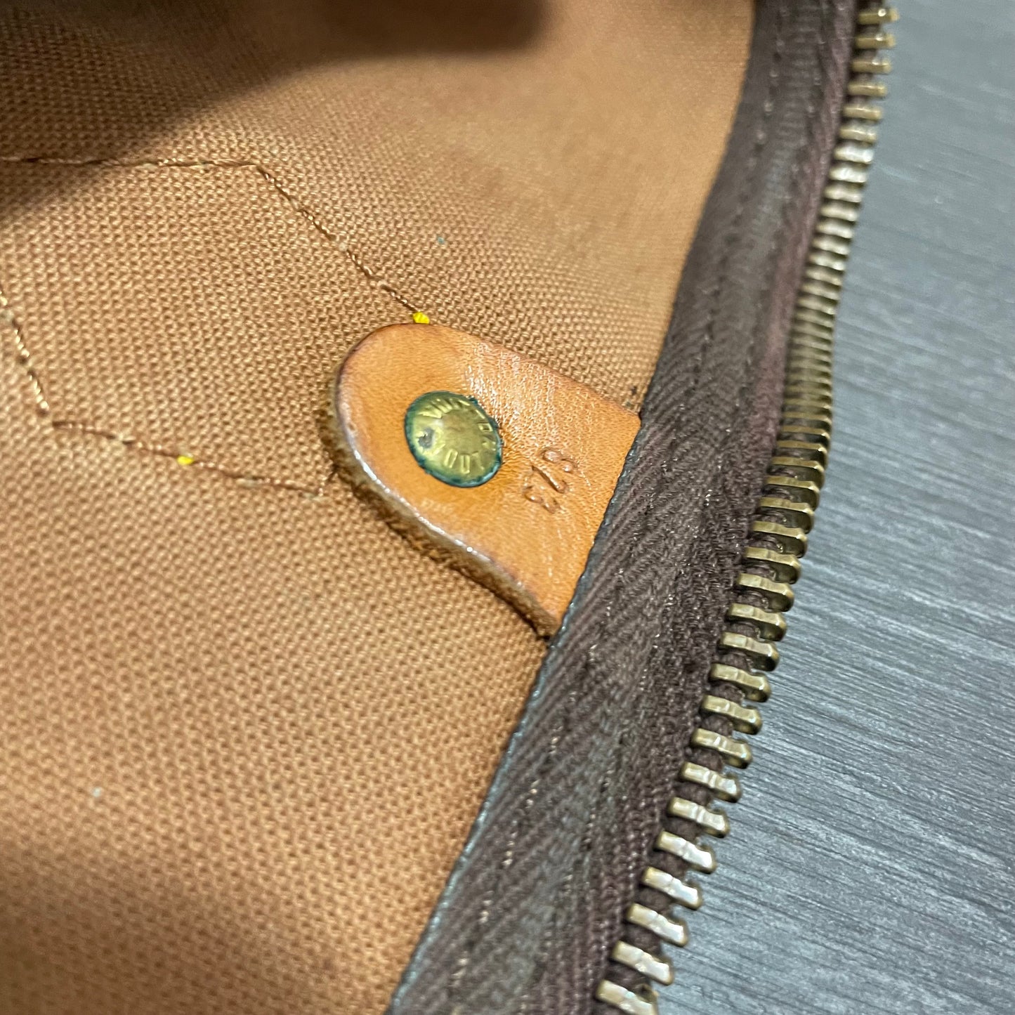 Louis Vuitton Monogram Speedy 40