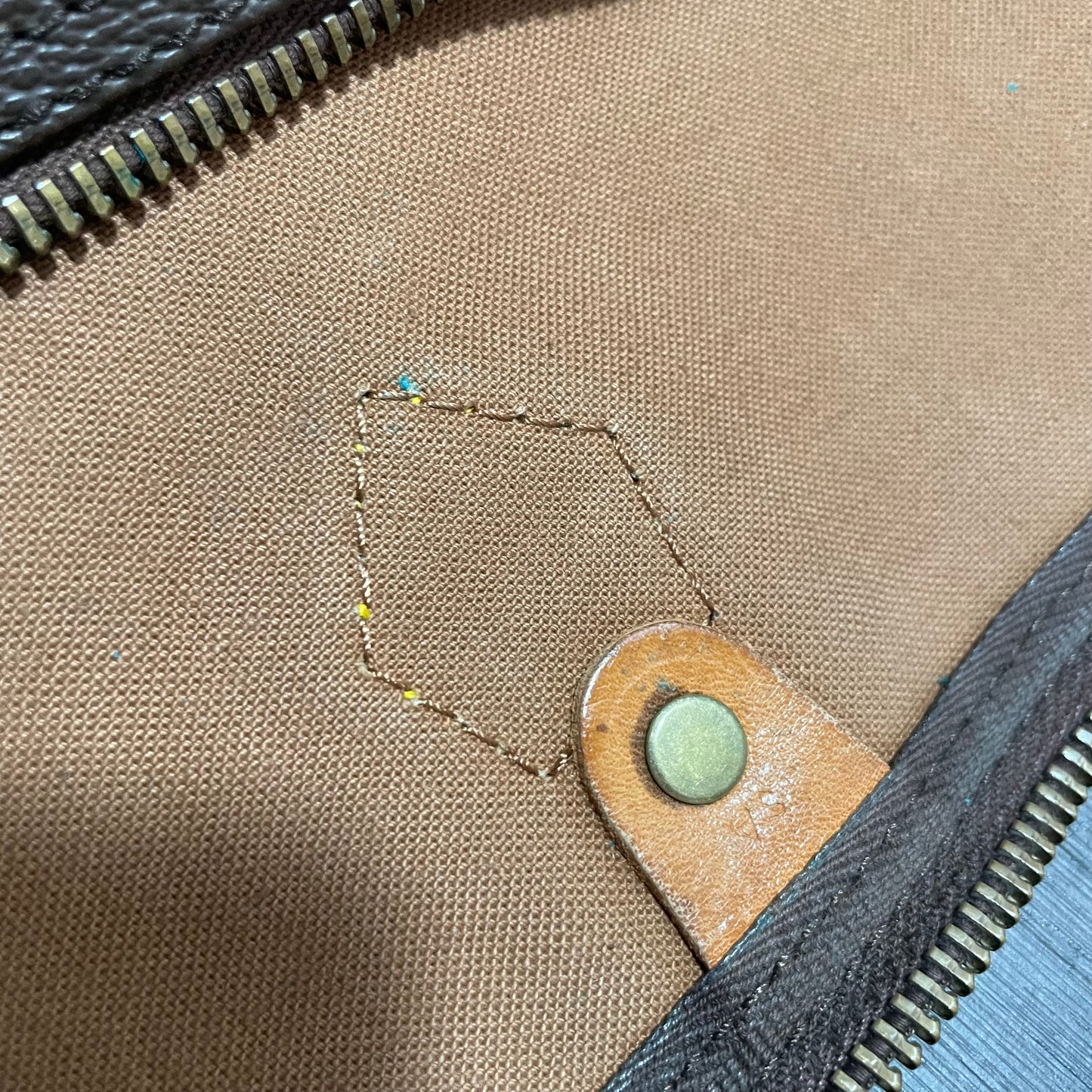 Louis Vuitton Monogram Speedy 40