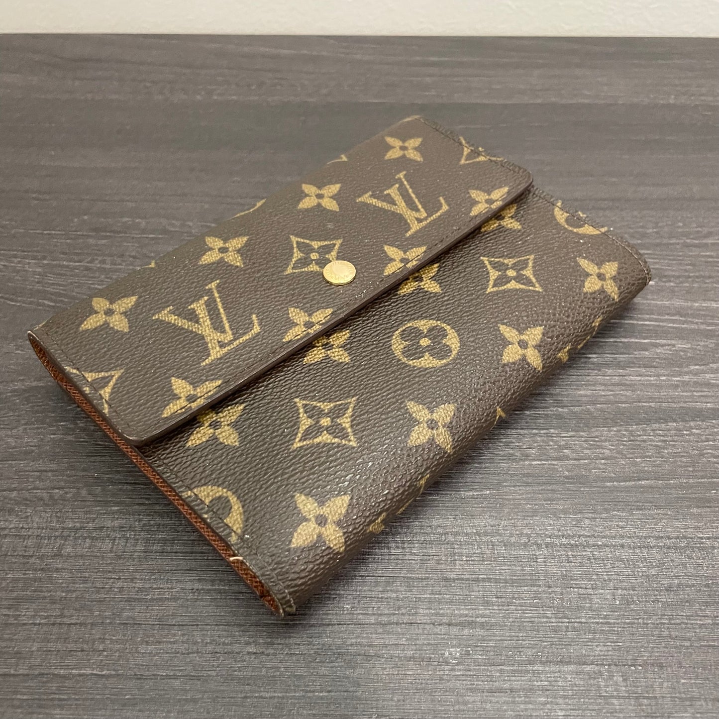 Louis Vuitton Monogram Tri-fold Wallet