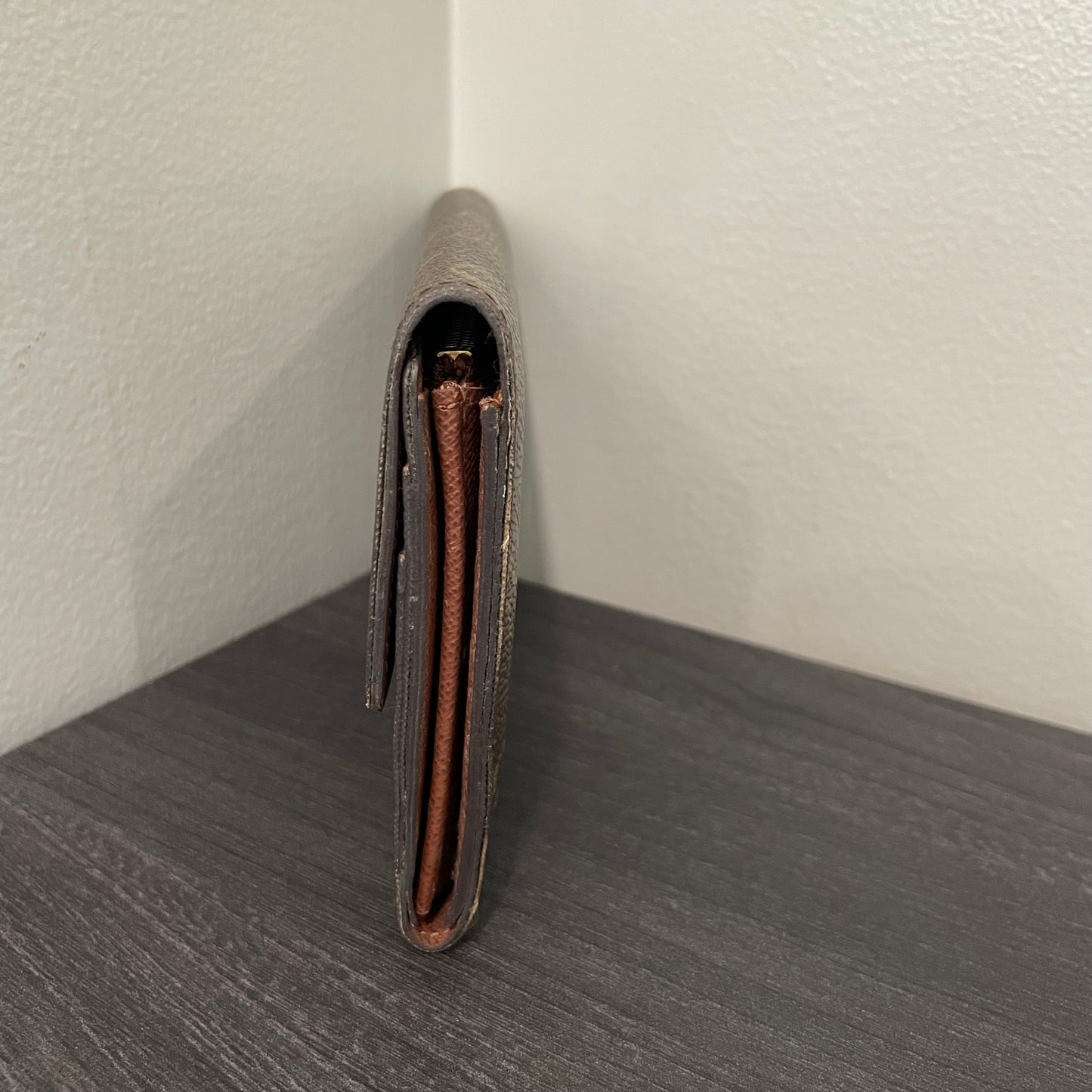Louis Vuitton Monogram Bi-fold Wallet