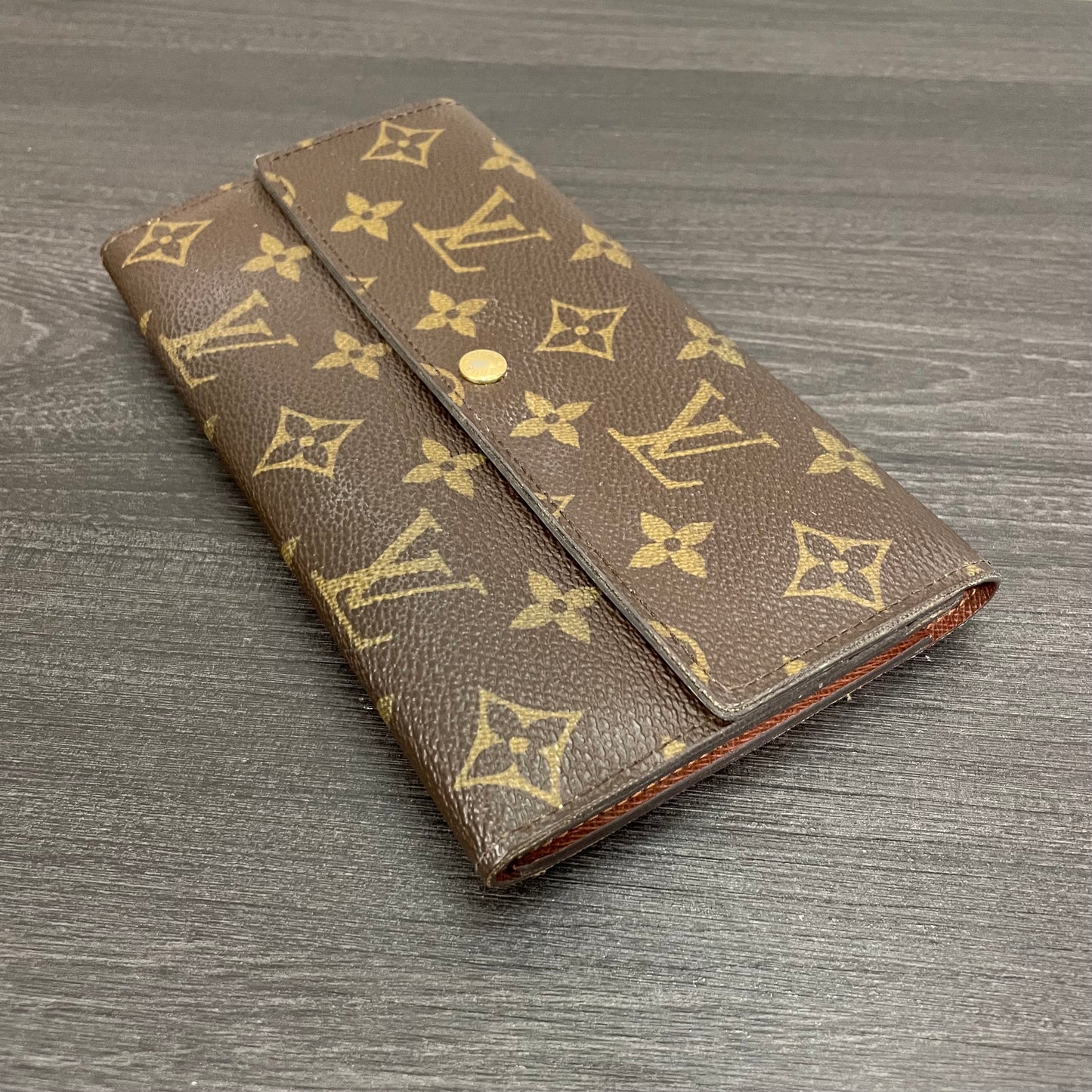 Louis Vuitton Monogram Bi-fold Wallet