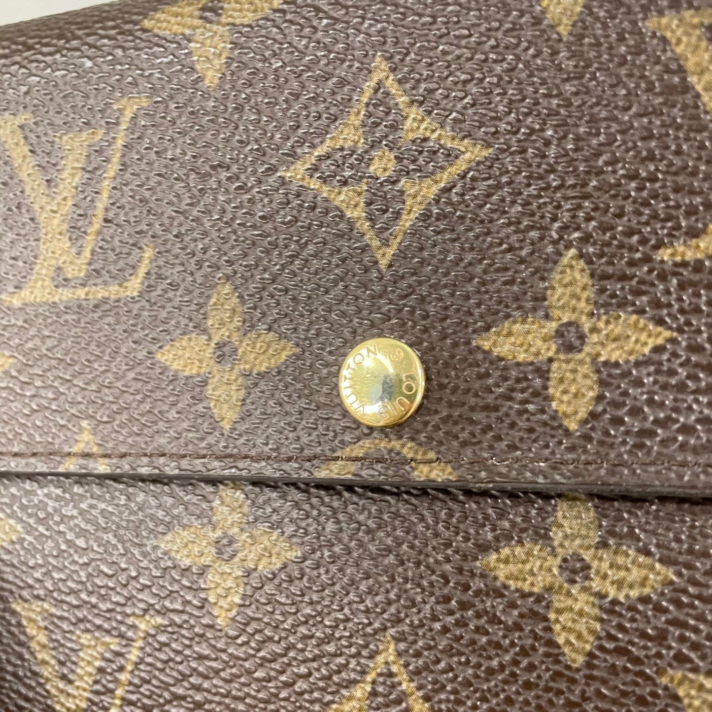Louis Vuitton Monogram Bi-fold Wallet