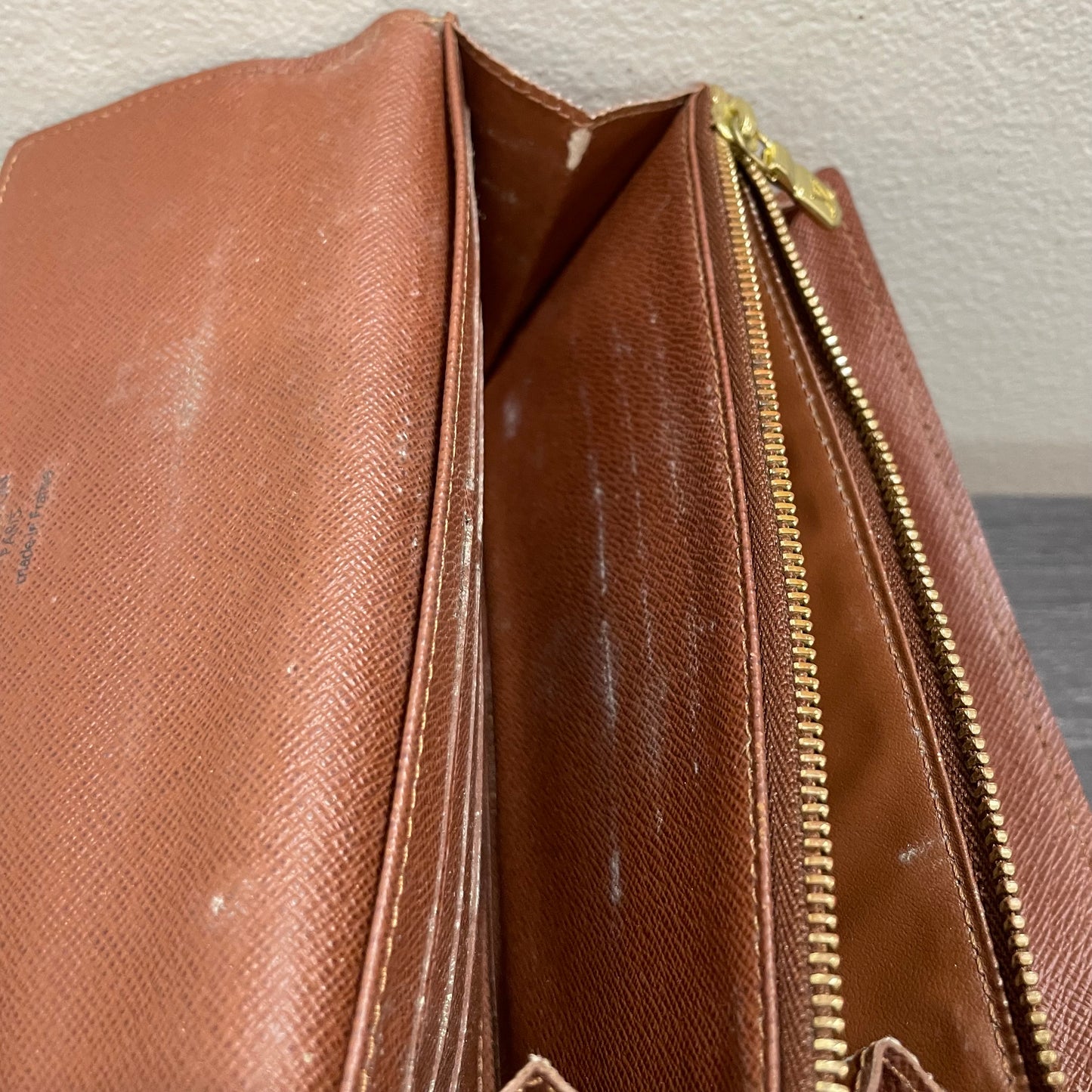 Louis Vuitton Monogram Bi-fold Wallet