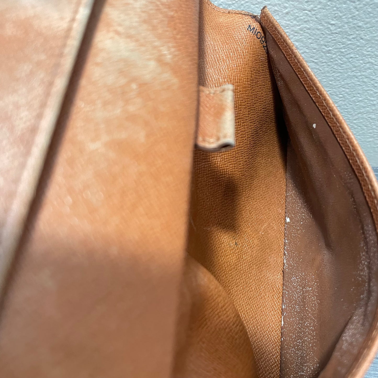 CLEARANCE Louis Vuitton Monogram Wallet