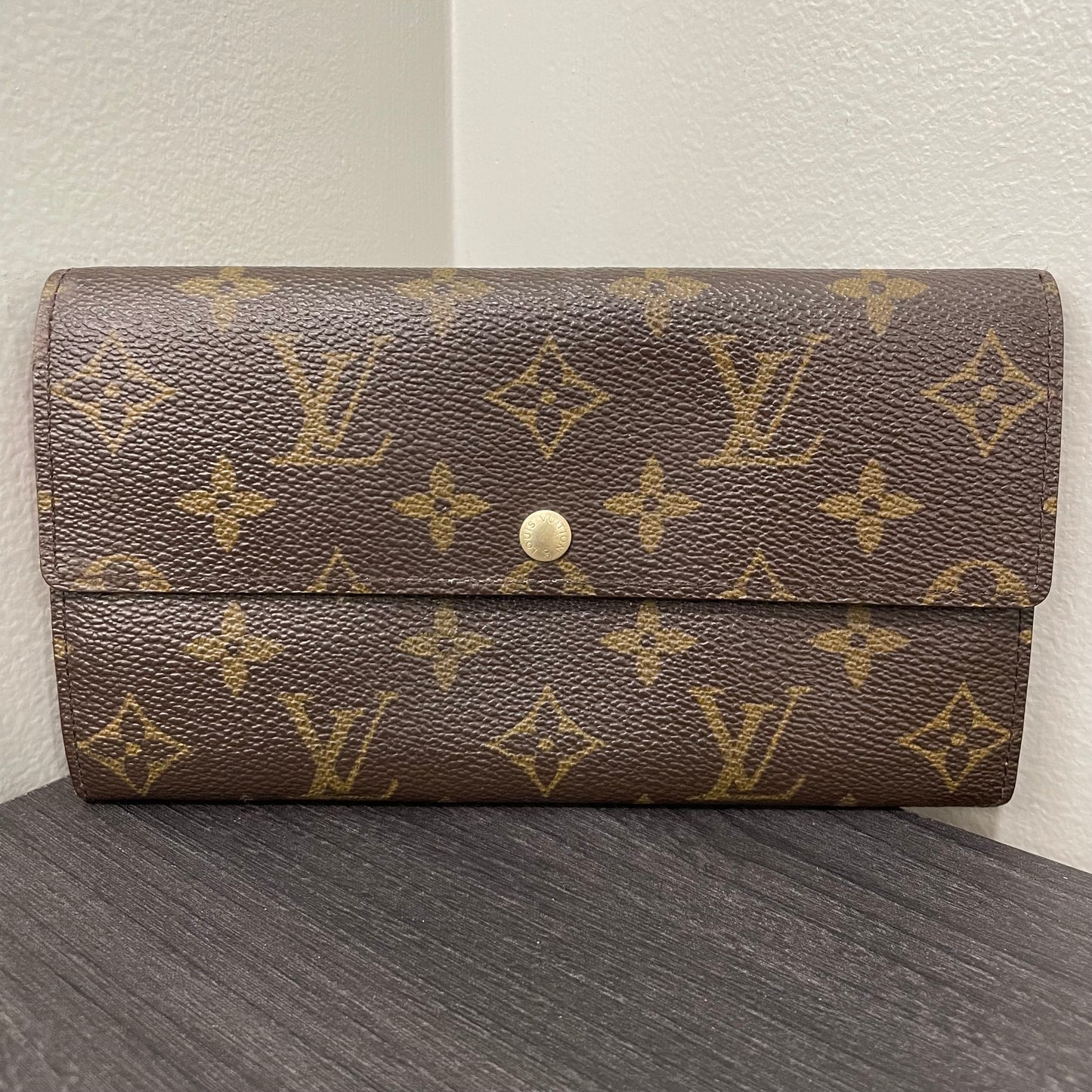 CLEARANCE Louis Vuitton Monogram Wallet