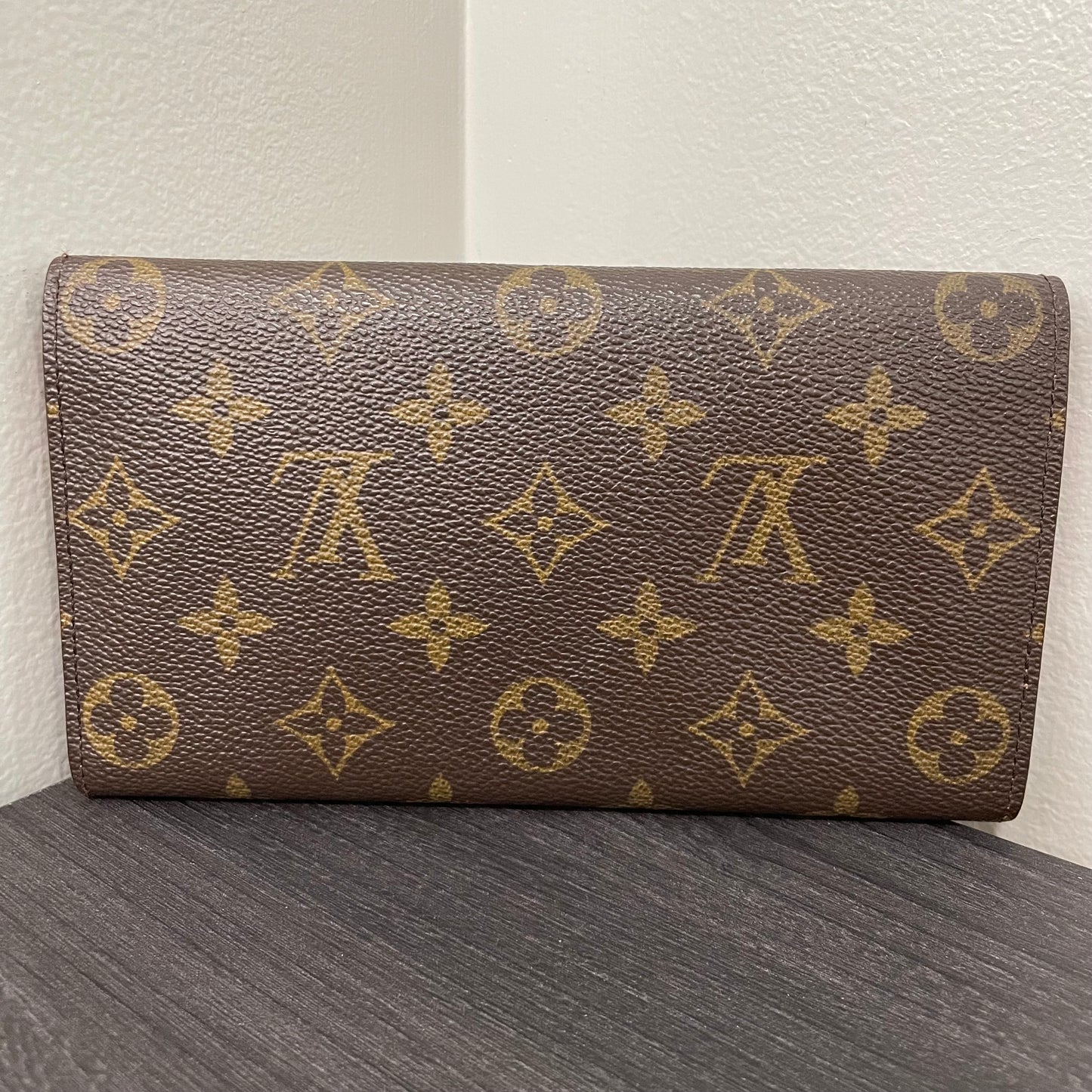 CLEARANCE Louis Vuitton Monogram Wallet