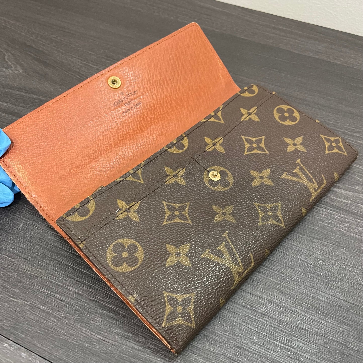 CLEARANCE Louis Vuitton Monogram Wallet