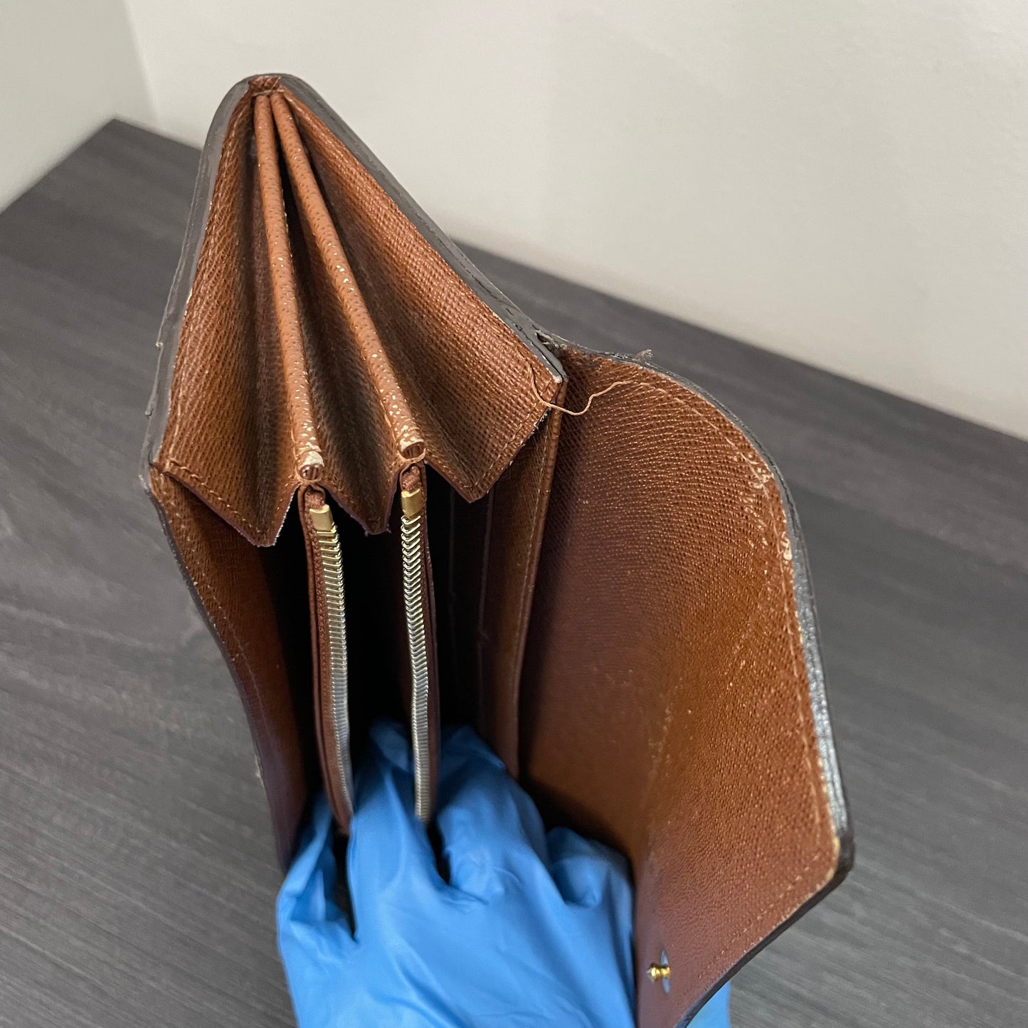CLEARANCE Louis Vuitton Monogram Wallet