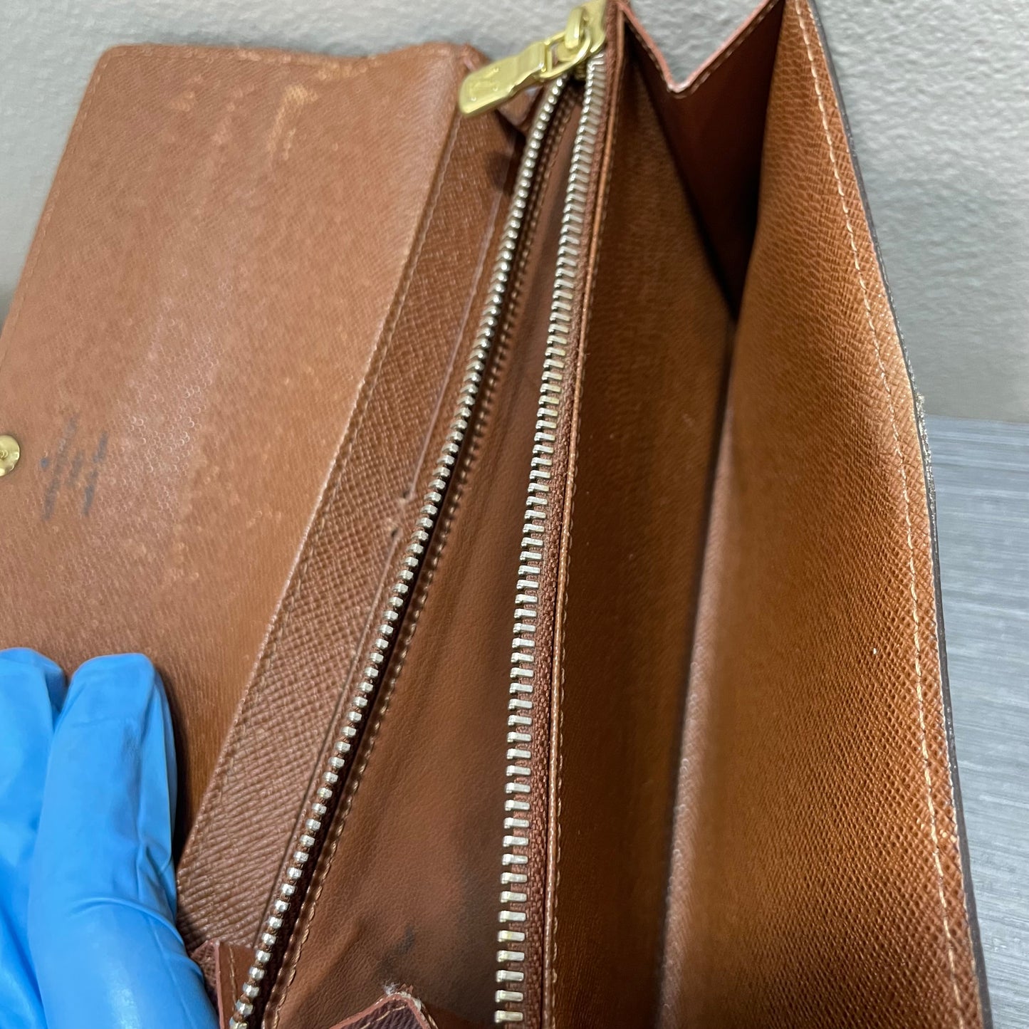 CLEARANCE Louis Vuitton Monogram Wallet