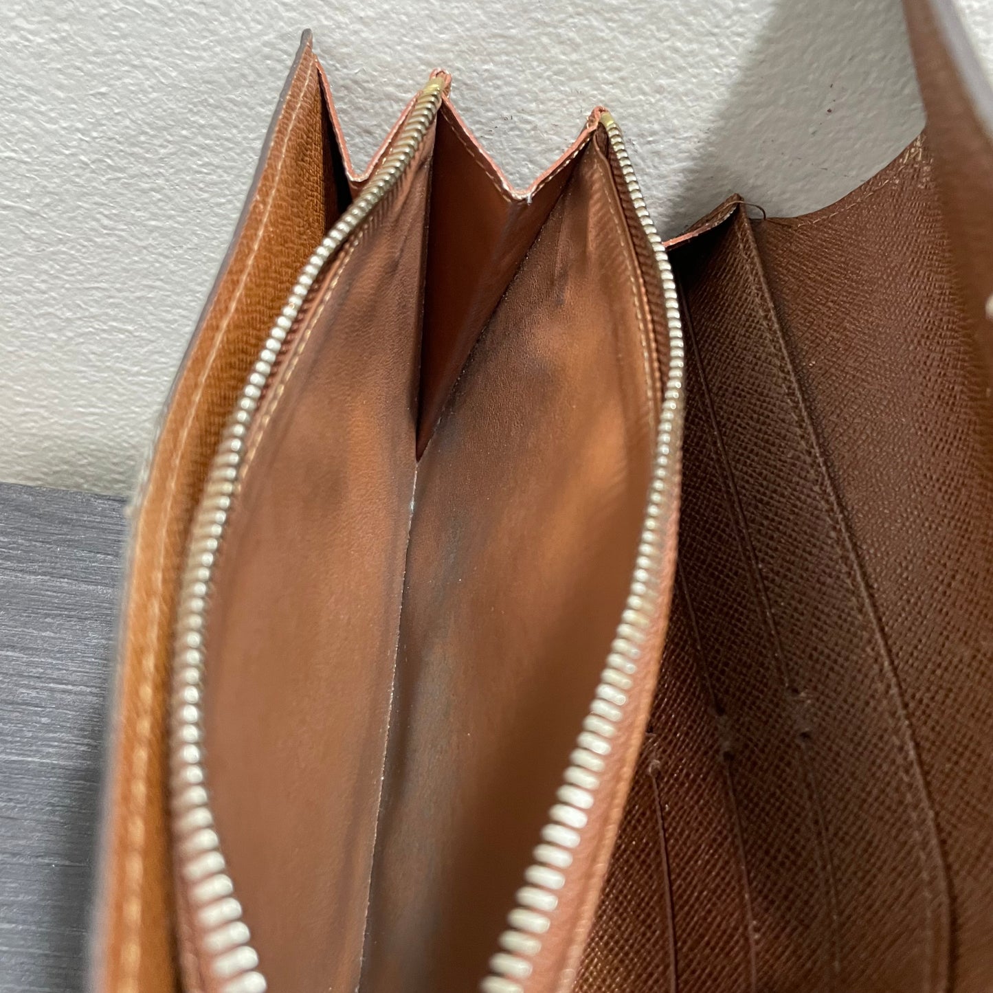 CLEARANCE Louis Vuitton Monogram Wallet