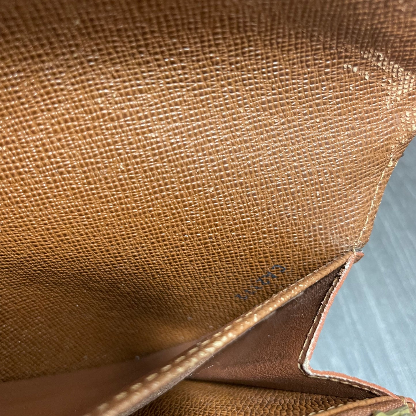 CLEARANCE Louis Vuitton Monogram Wallet