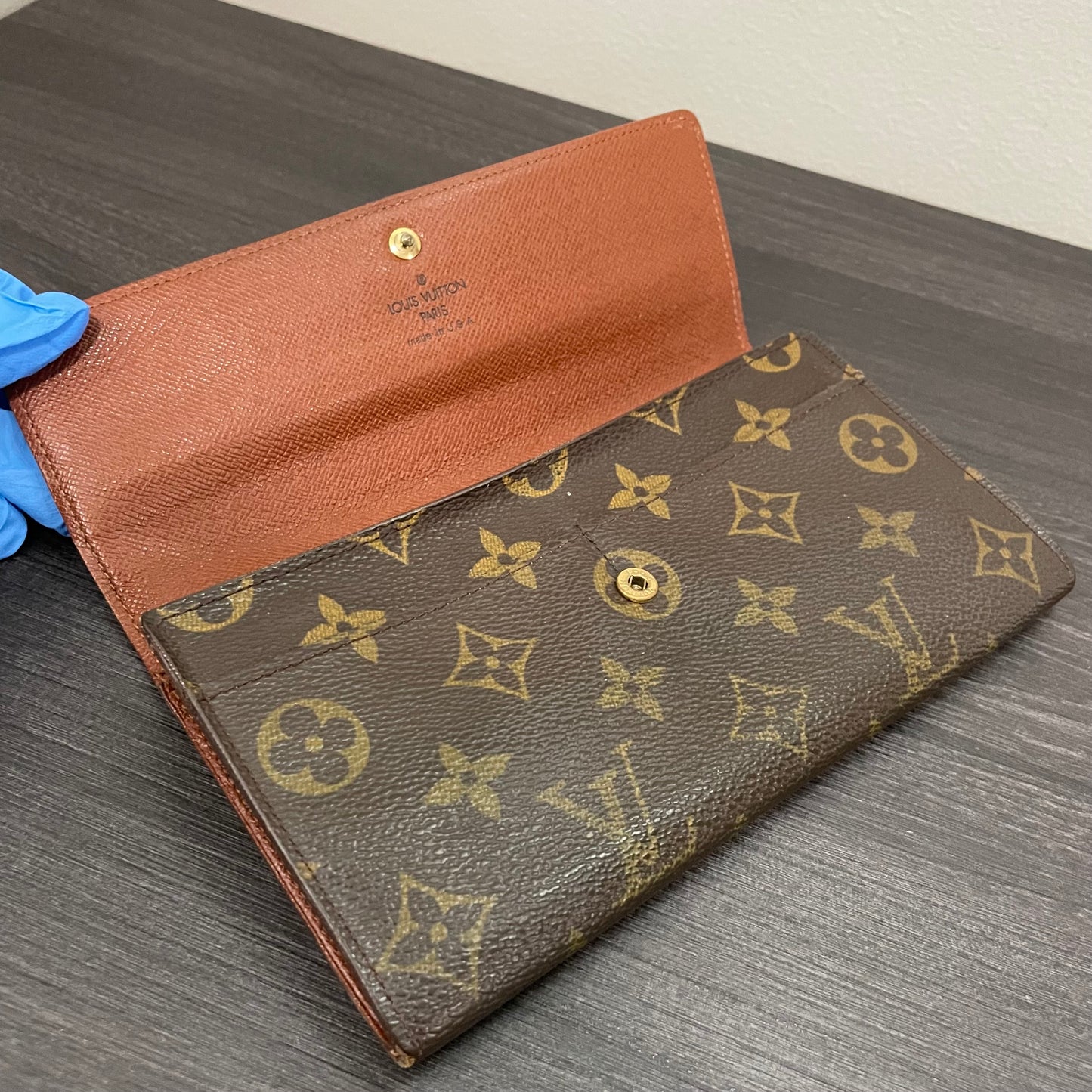 CLEARANCE Louis Vuitton Monogram Wallet