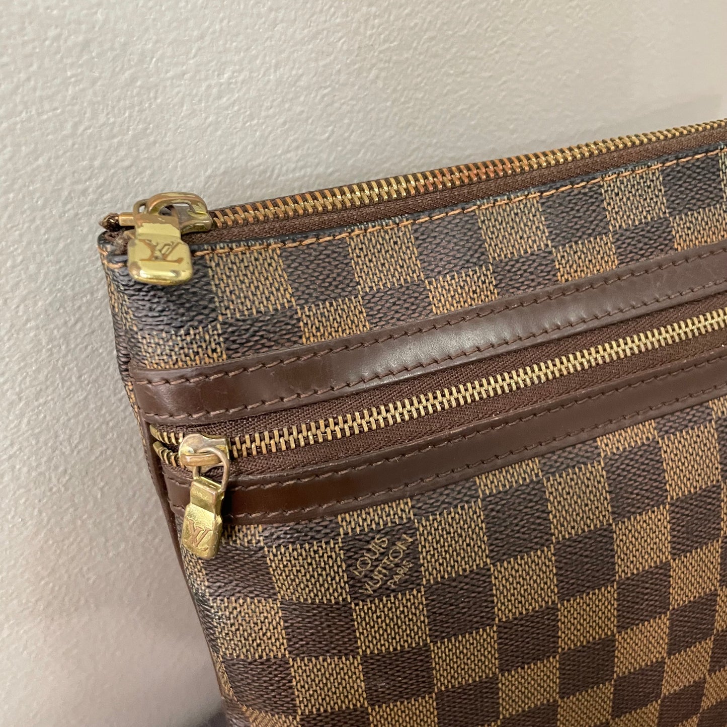 CLEARANCE Louis Vuitton Damier Ebene Bosphore Crossbody
