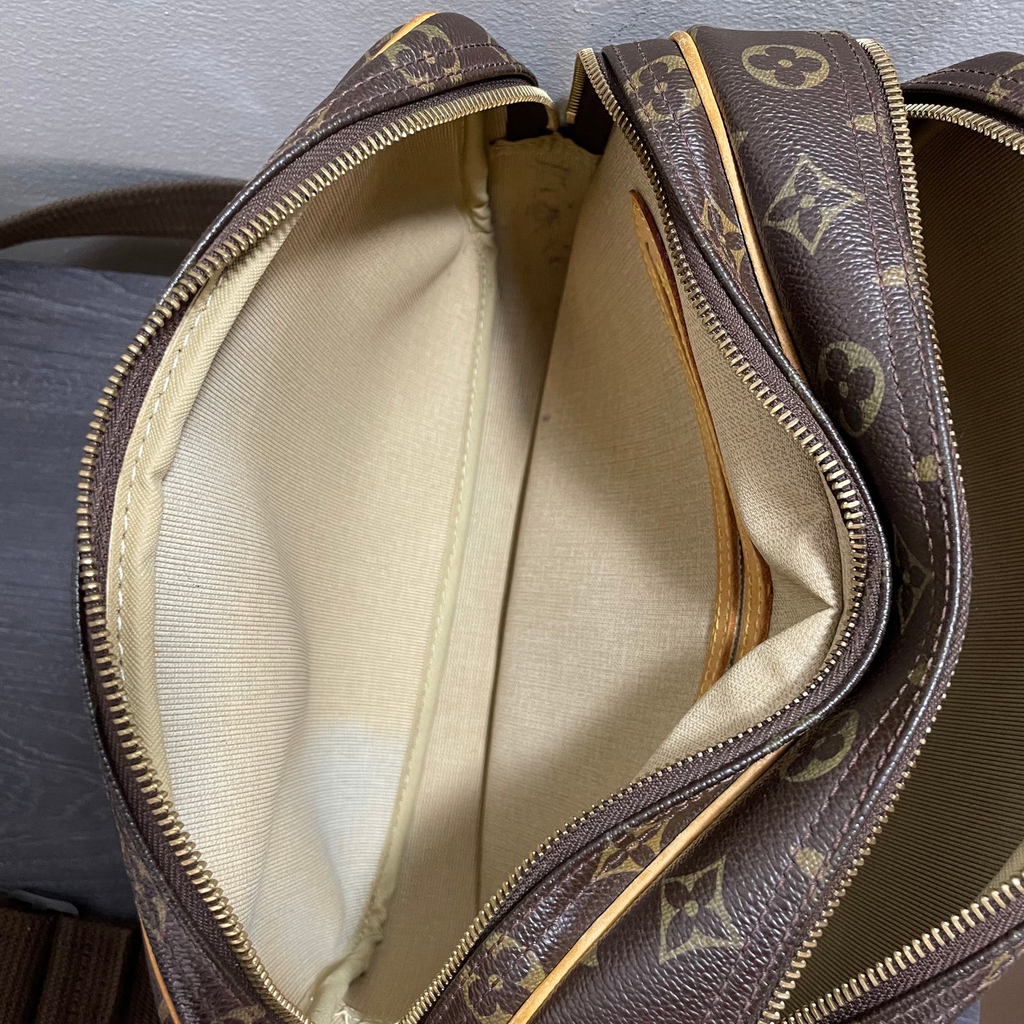 CLEARANCE Louis Vuitton Monogram Messenger Crossbody