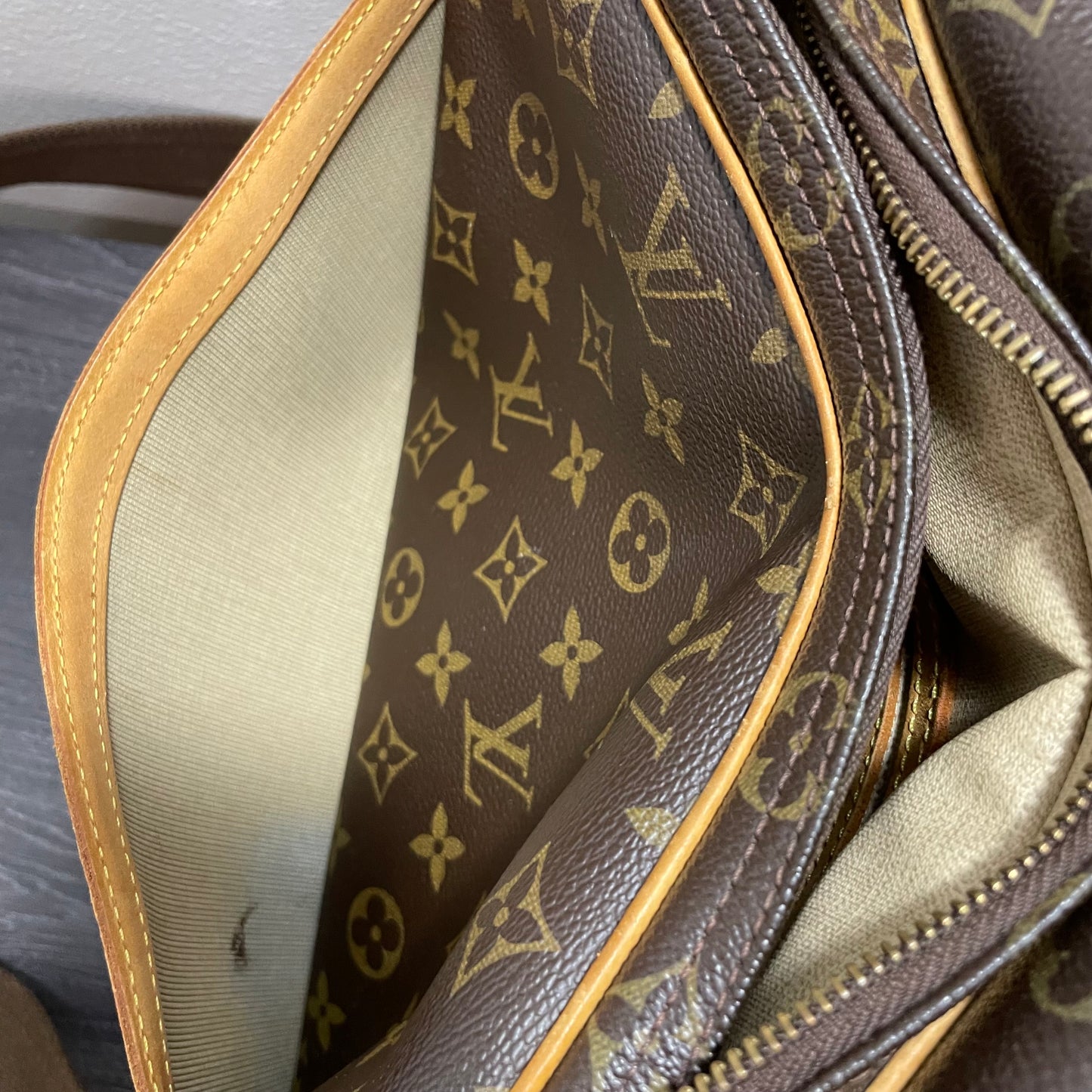 CLEARANCE Louis Vuitton Monogram Messenger Crossbody