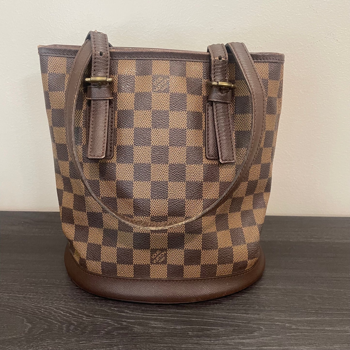 Louis Vuitton Damier Ebene Bucket Bag