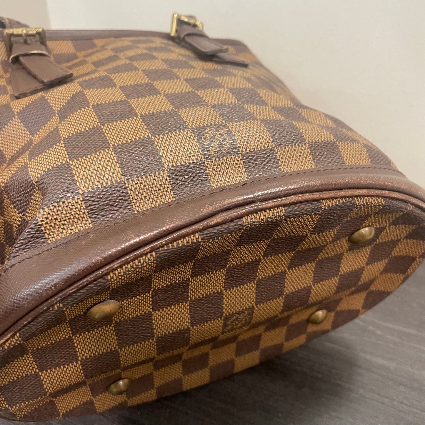 Louis Vuitton Damier Ebene Bucket Bag