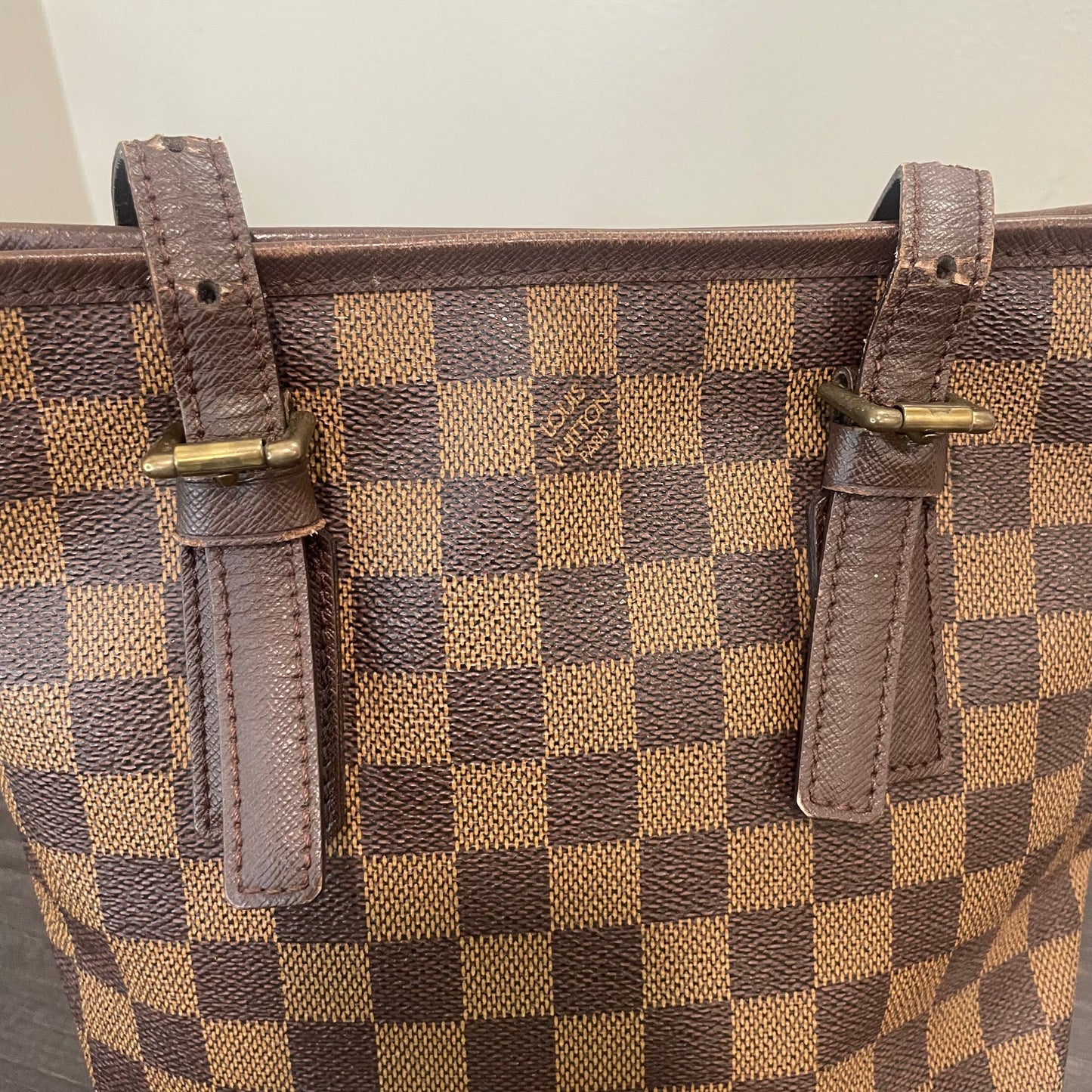 Louis Vuitton Damier Ebene Bucket Bag