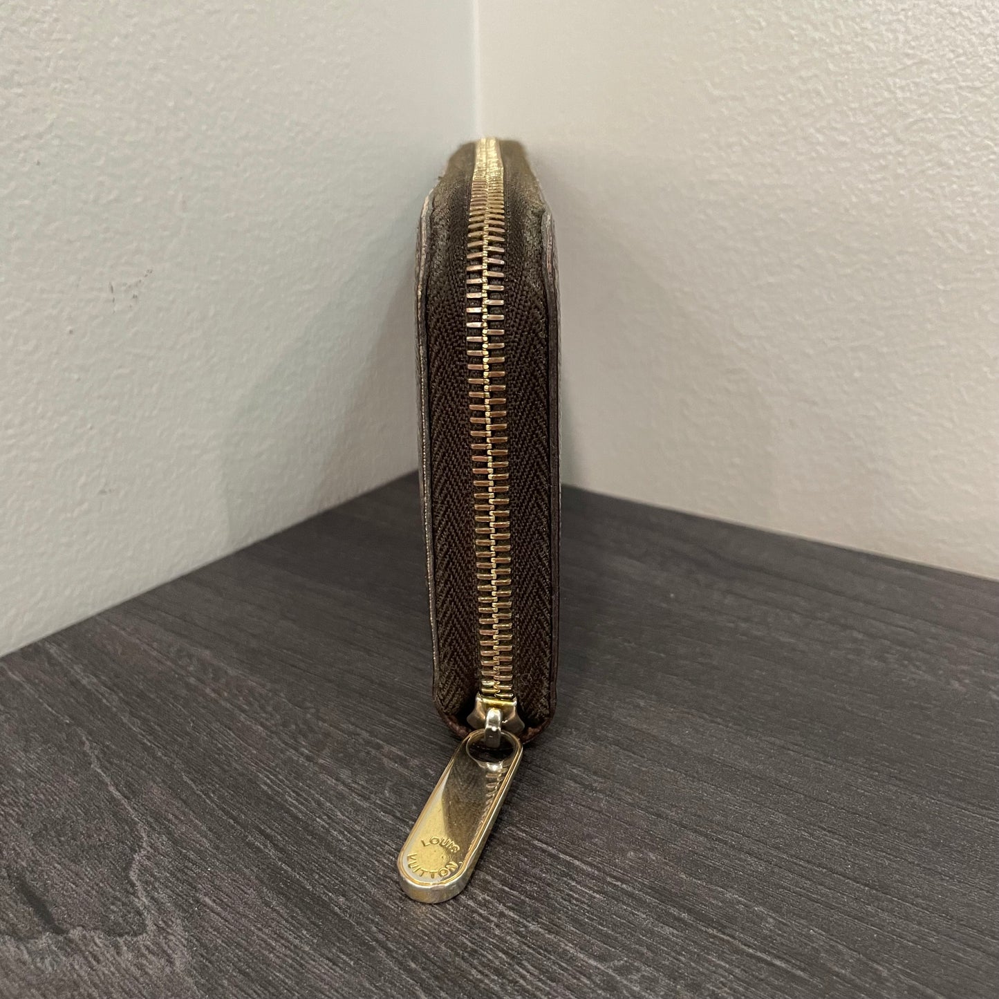 CLEARANCE Louis Vuitton Monogram Zippy Wallet