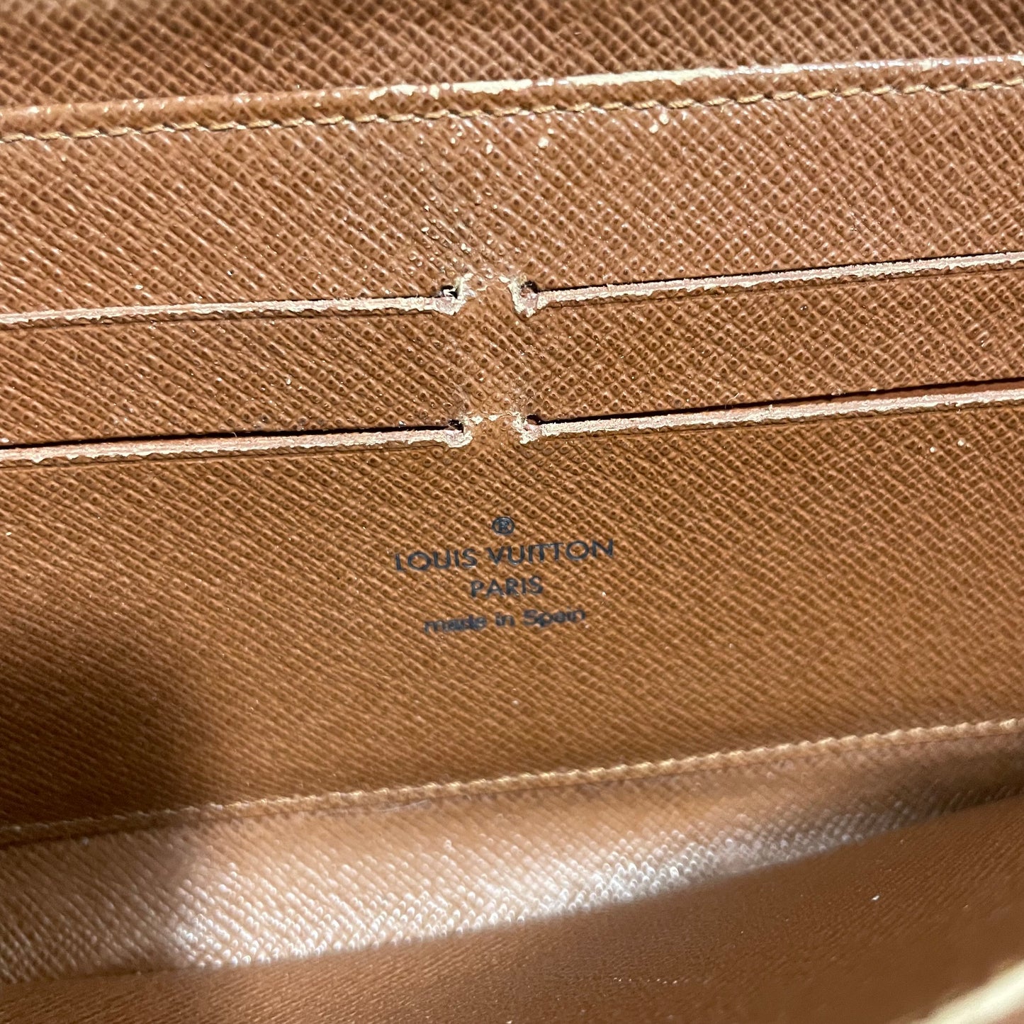 CLEARANCE Louis Vuitton Monogram Zippy Wallet
