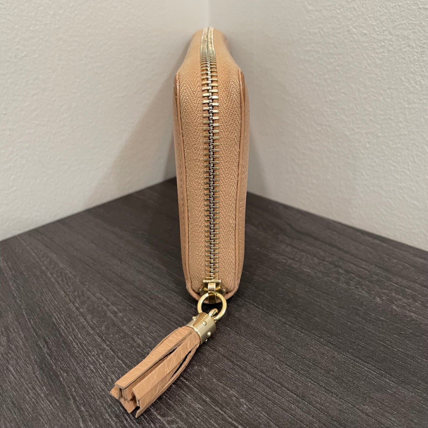 SOLD! Gucci Soho Wallet