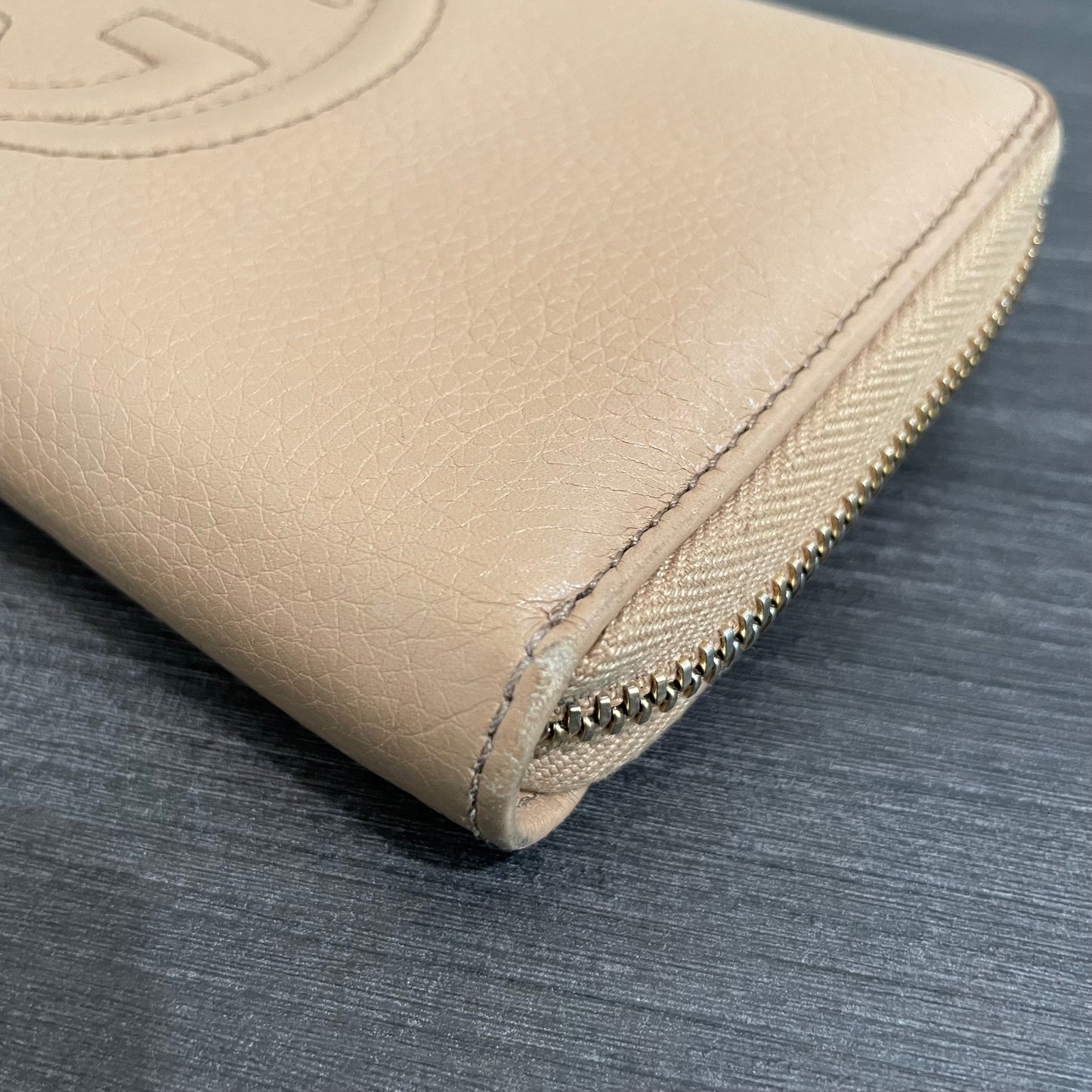 SOLD! Gucci Soho Wallet