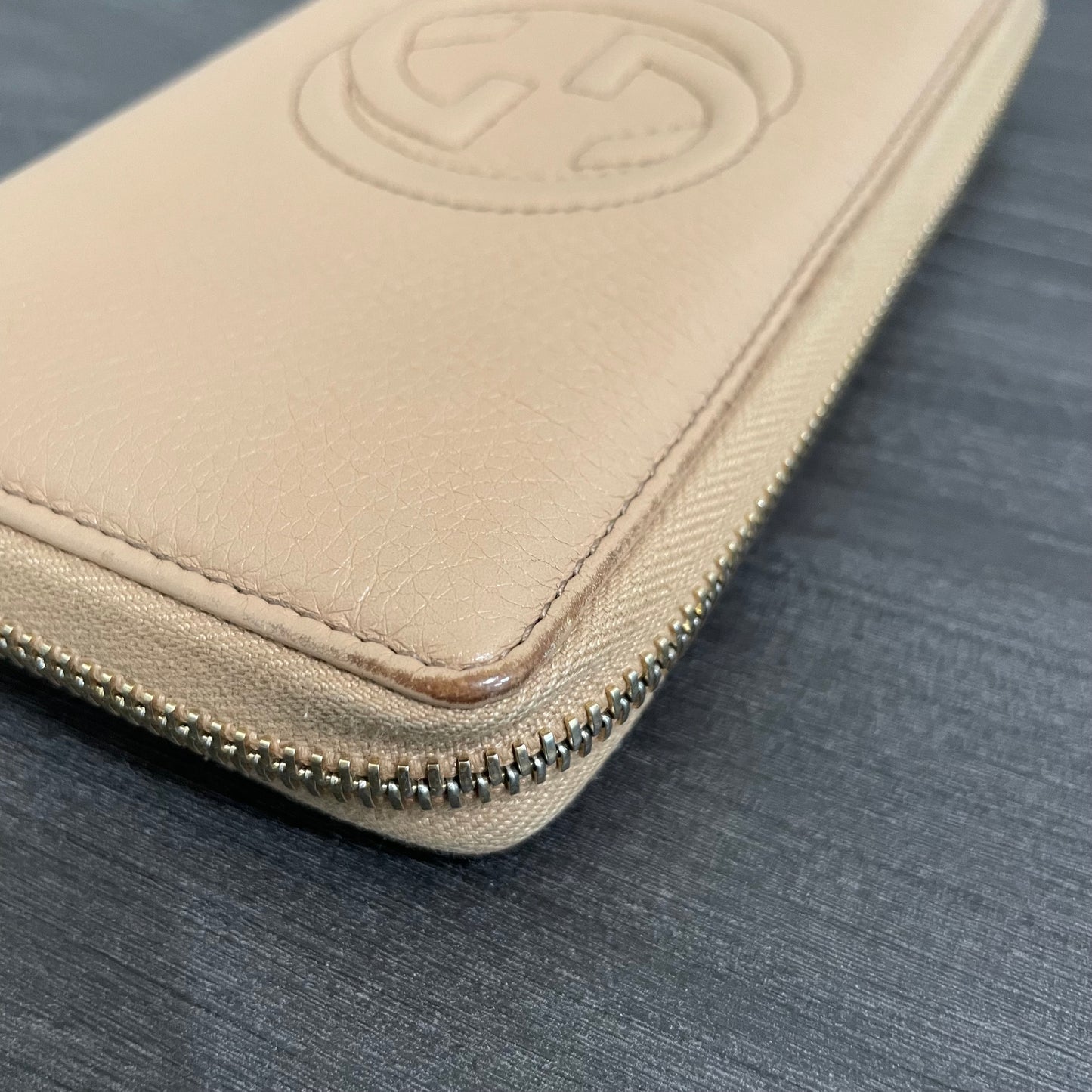 SOLD! Gucci Soho Wallet