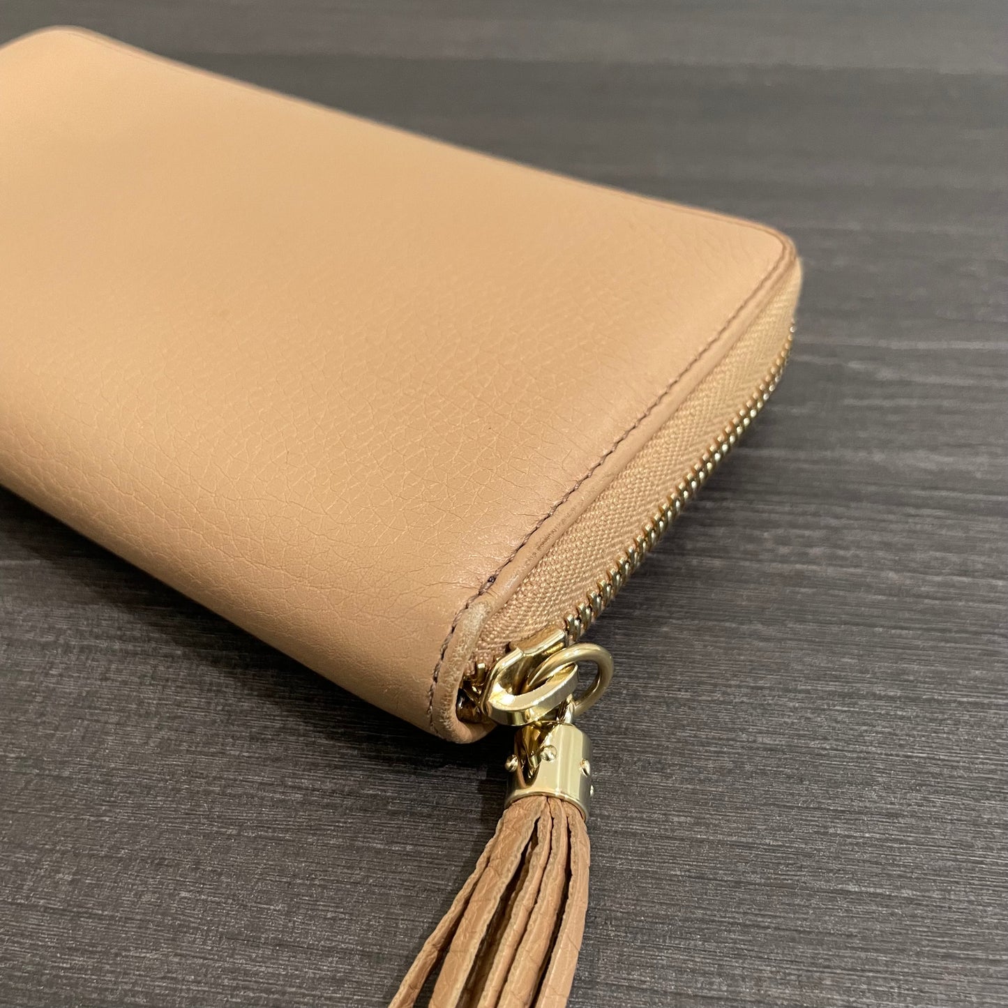 SOLD! Gucci Soho Wallet