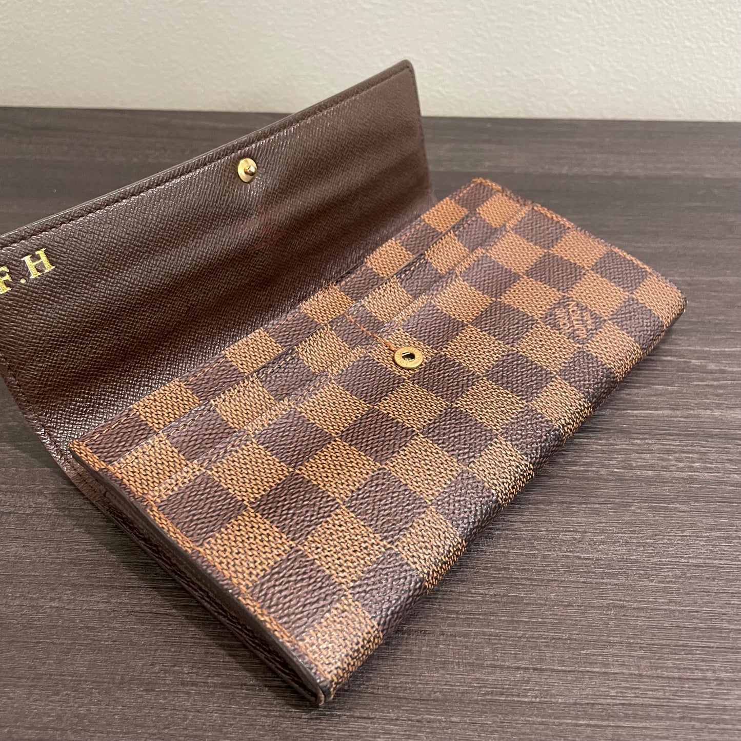 SOLD! Louis Vuitton Damier Wallet
