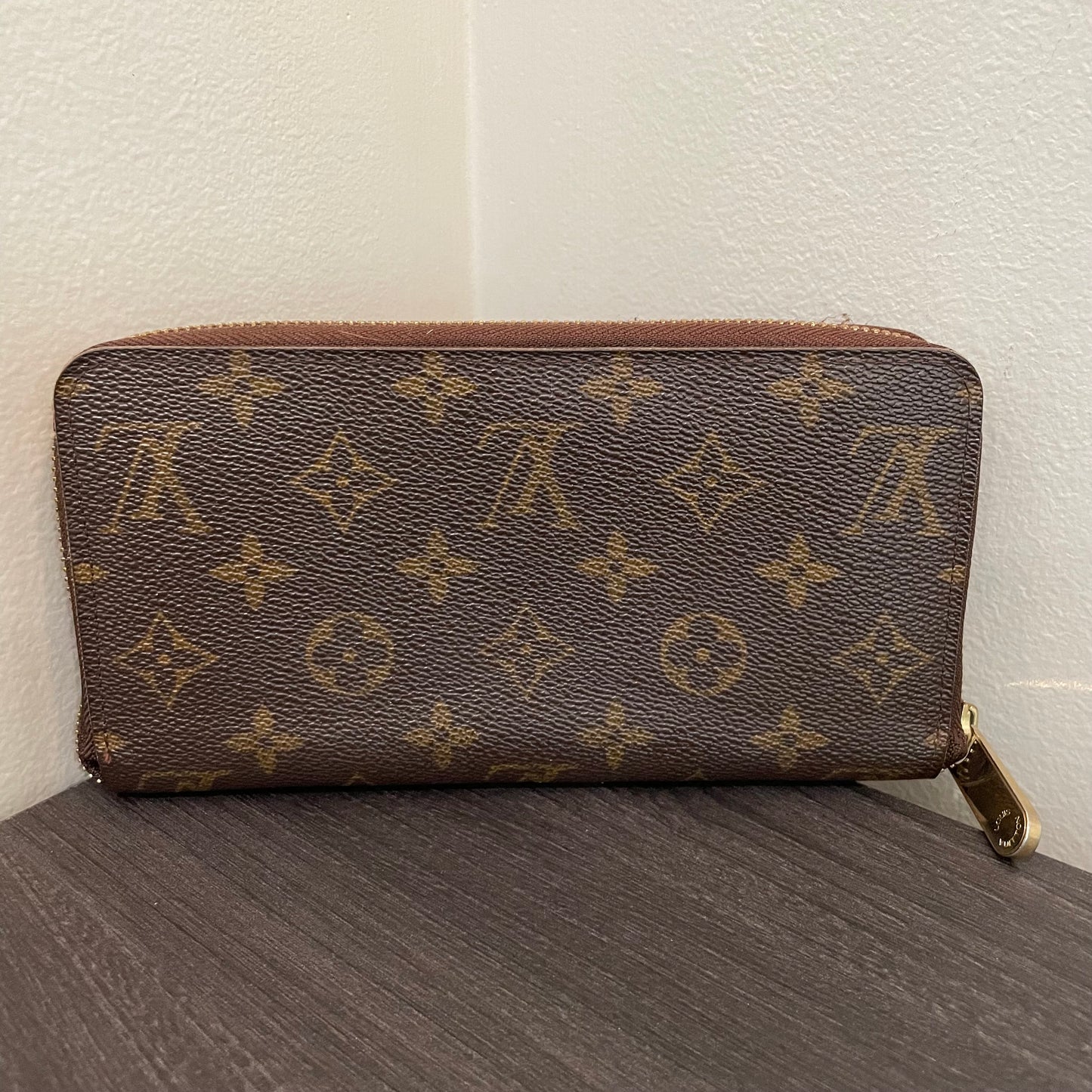 SOLD! Louis Vuitton Monogram Zippy Wallet