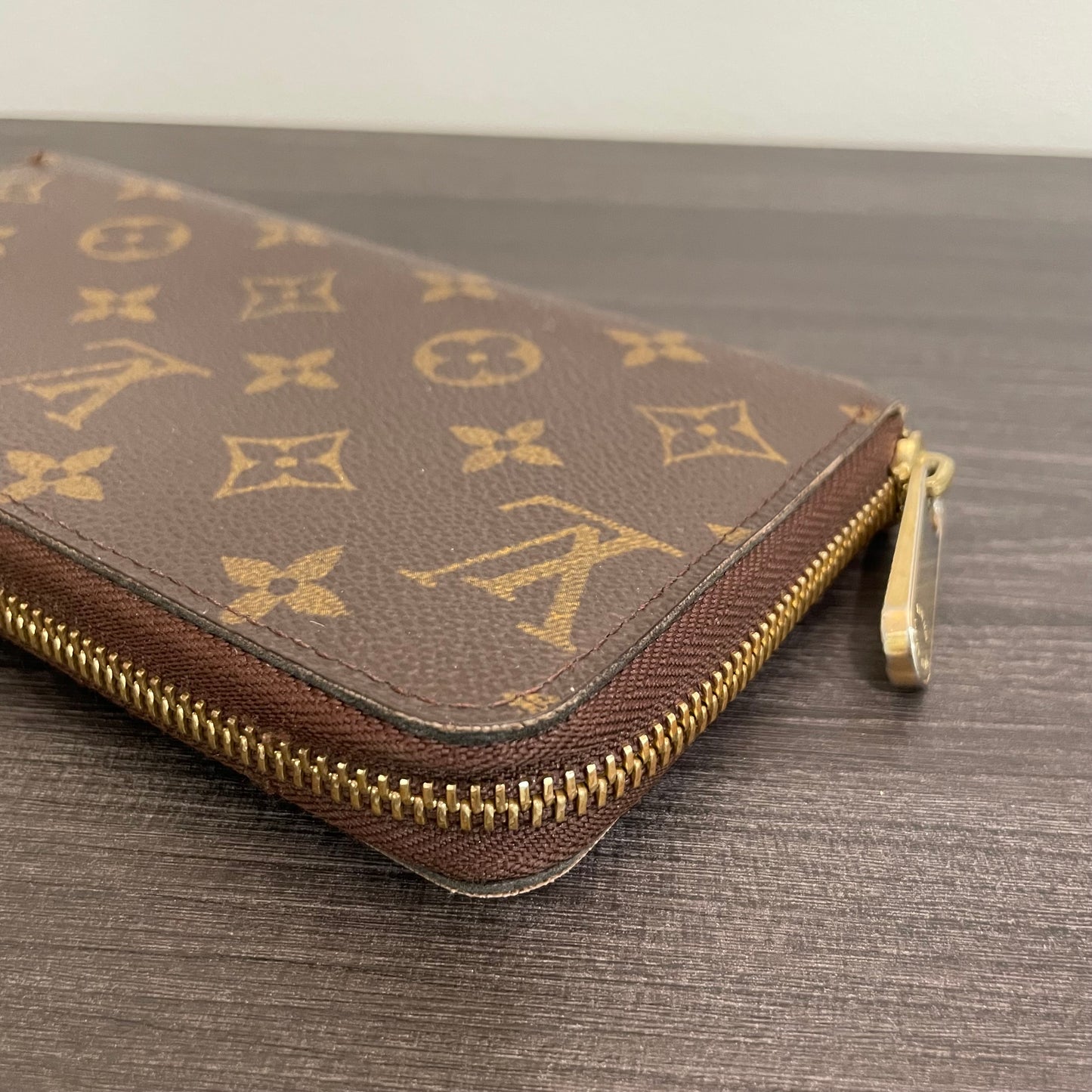 SOLD! Louis Vuitton Monogram Zippy Wallet