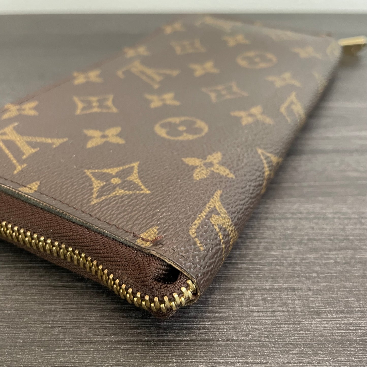 SOLD! Louis Vuitton Monogram Zippy Wallet