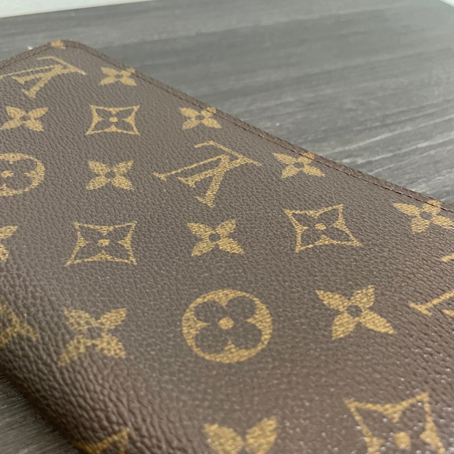 SOLD! Louis Vuitton Monogram Zippy Wallet