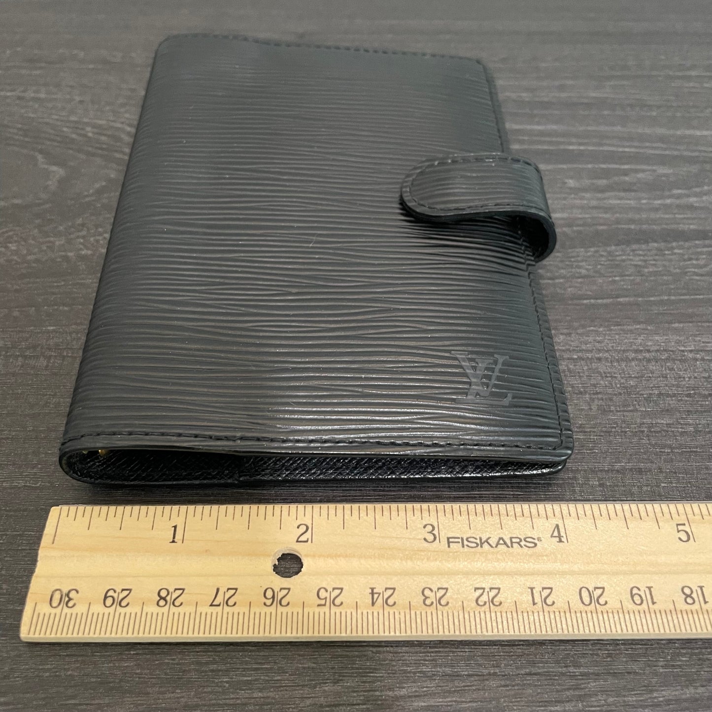 SOLD! Louis Vuitton Epi Agenda PM