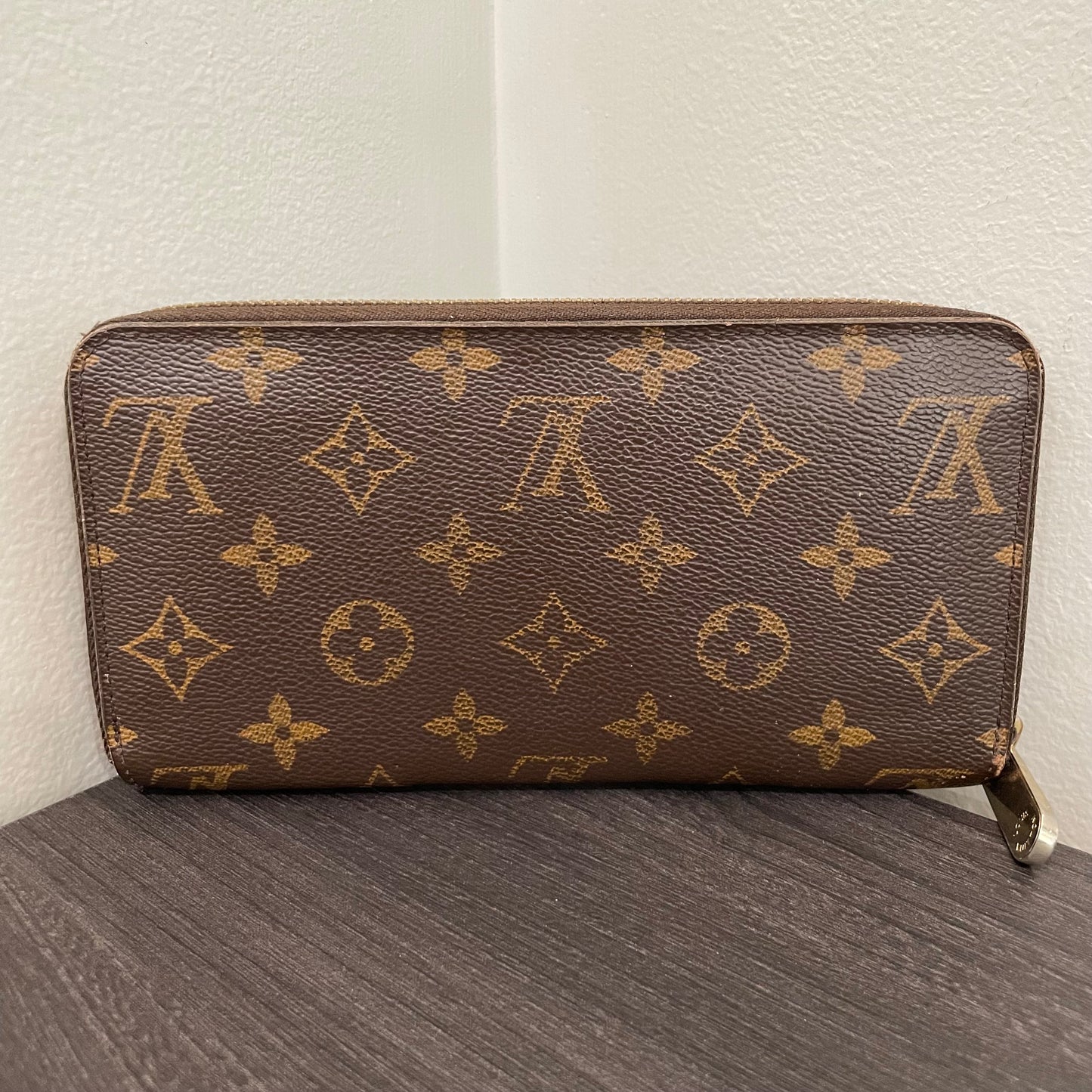 SOLD! Louis Vuitton Monogram Zippy Wallet