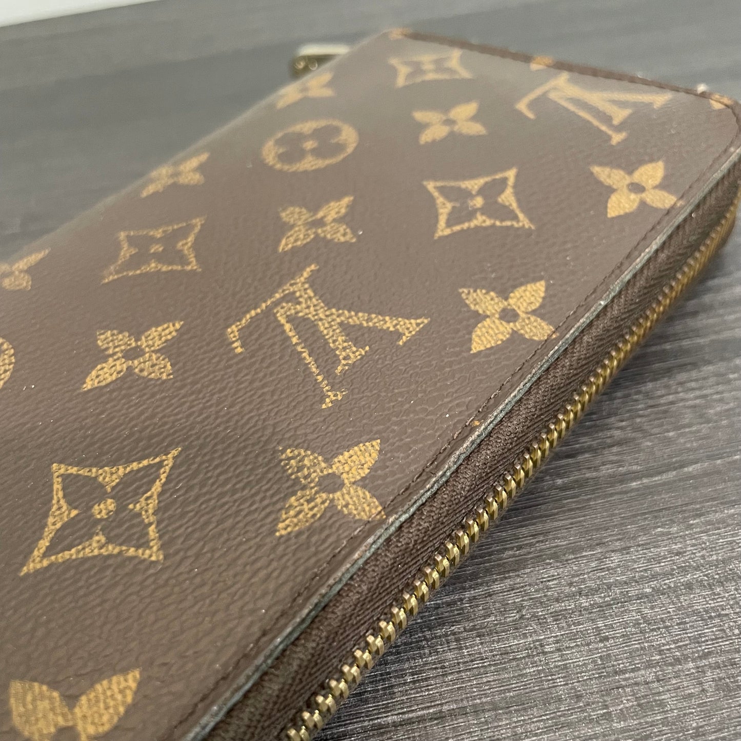 SOLD! Louis Vuitton Monogram Zippy Wallet