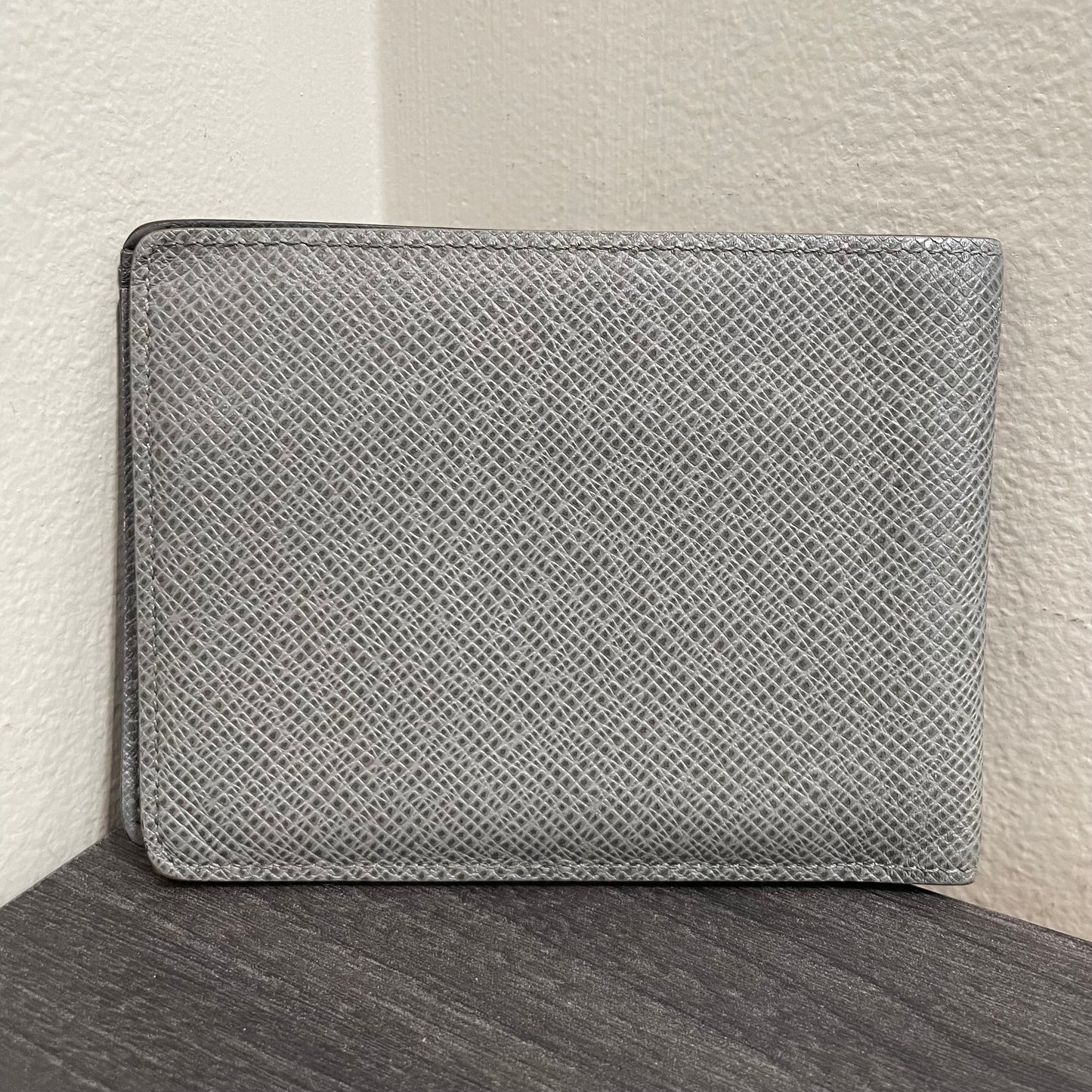 LOUIS VUITTON Gray Men's Leather Wallet