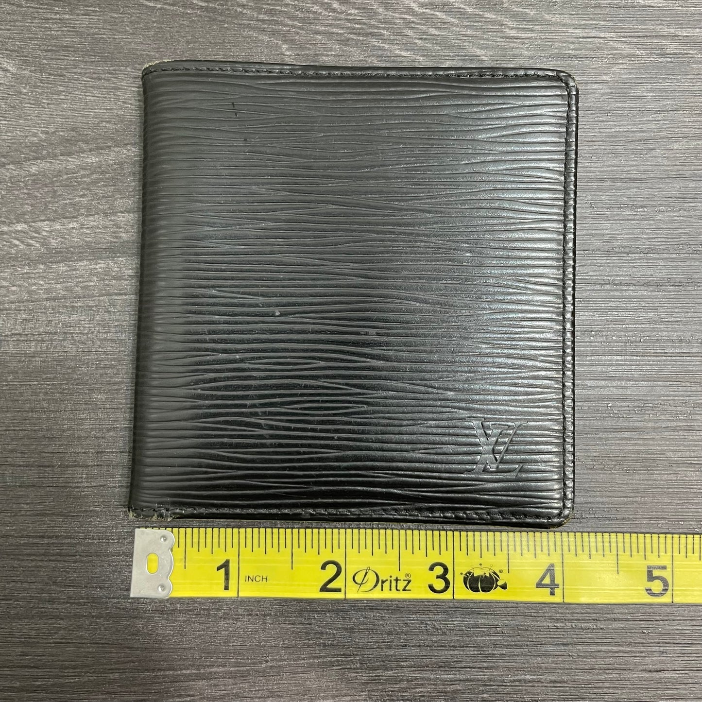 LOUIS VUITTON Black Men's Epi Wallet